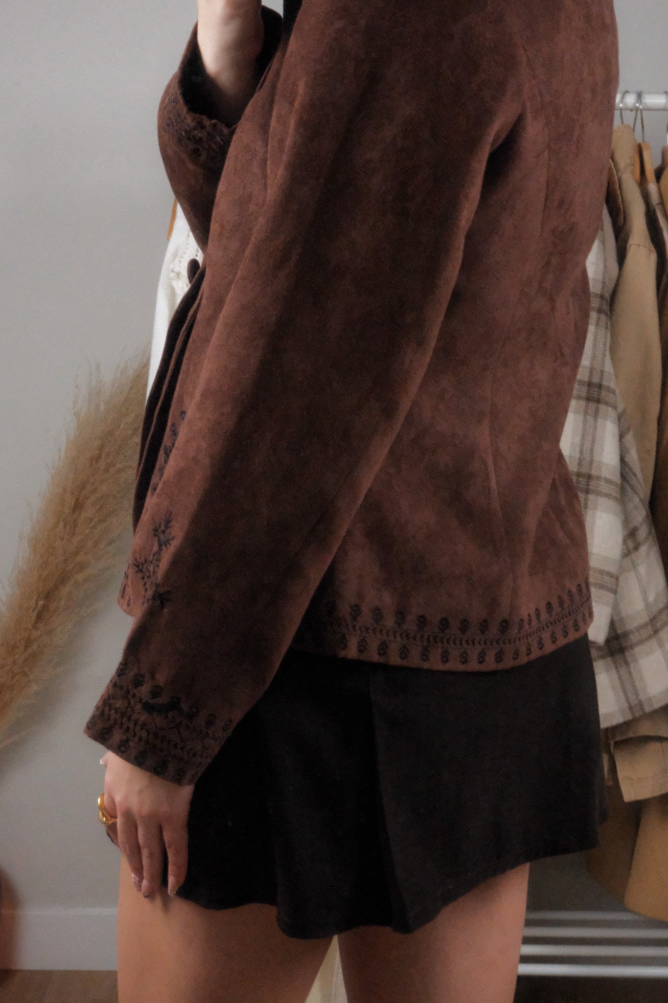 Vintage x Faux Suede Embroidered Jacket (M)