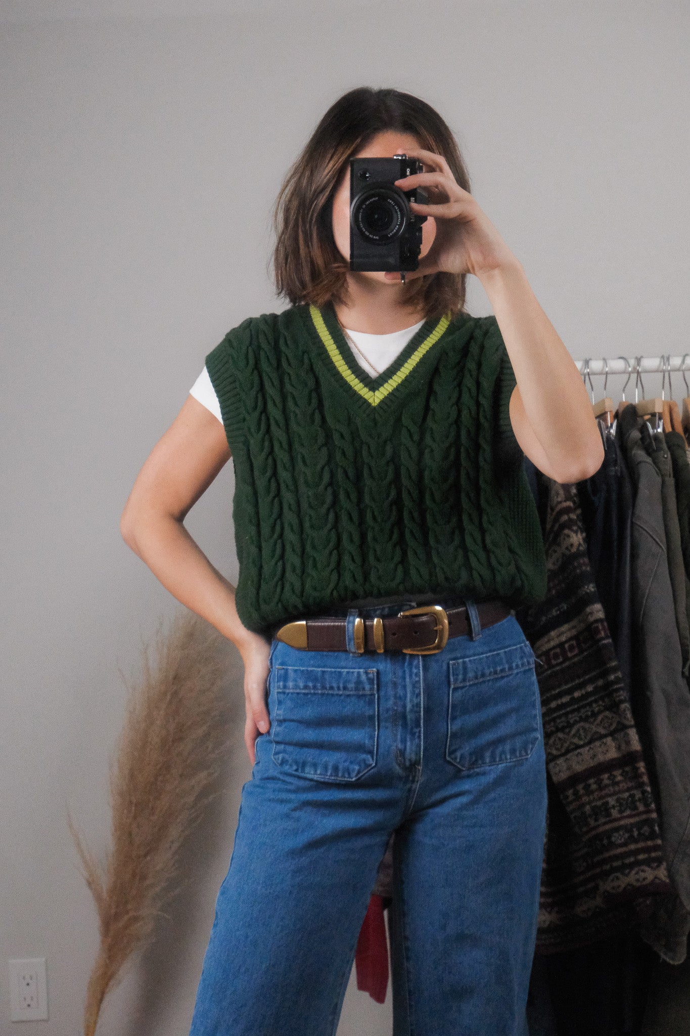 Modern x Aritzia Sweater Vest (S)