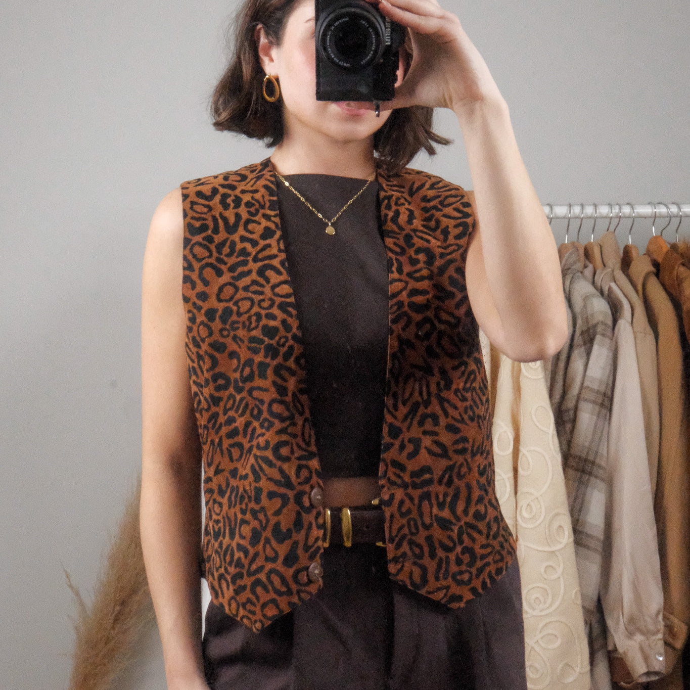 Made in Canada x Vintage x Faux Suede Animal Print Vest (S)