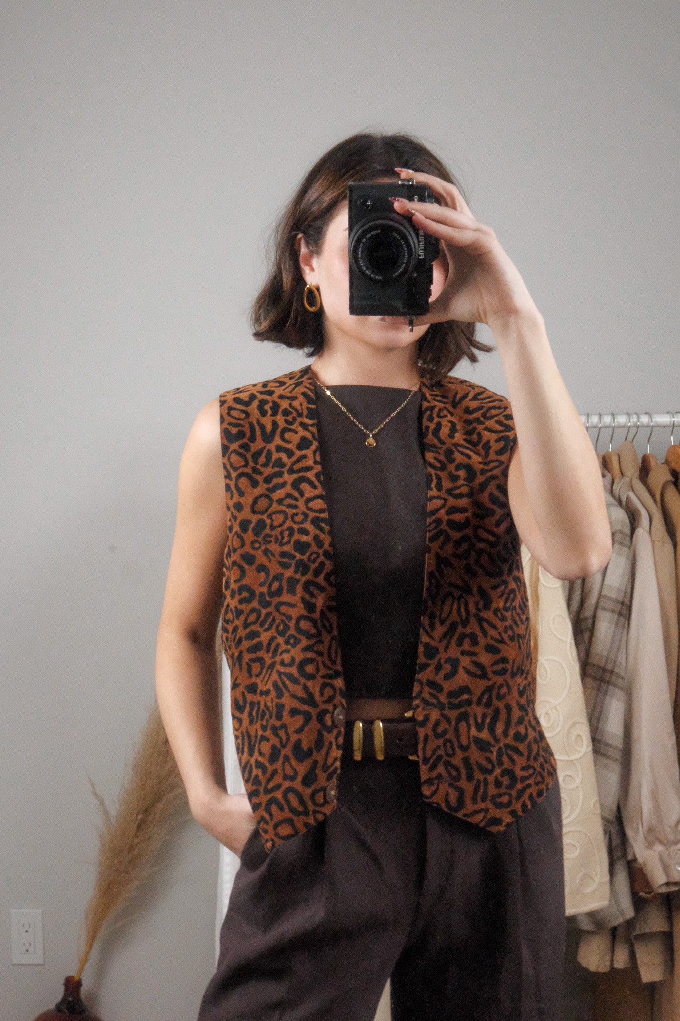 Made in Canada x Vintage x Faux Suede Animal Print Vest (S)