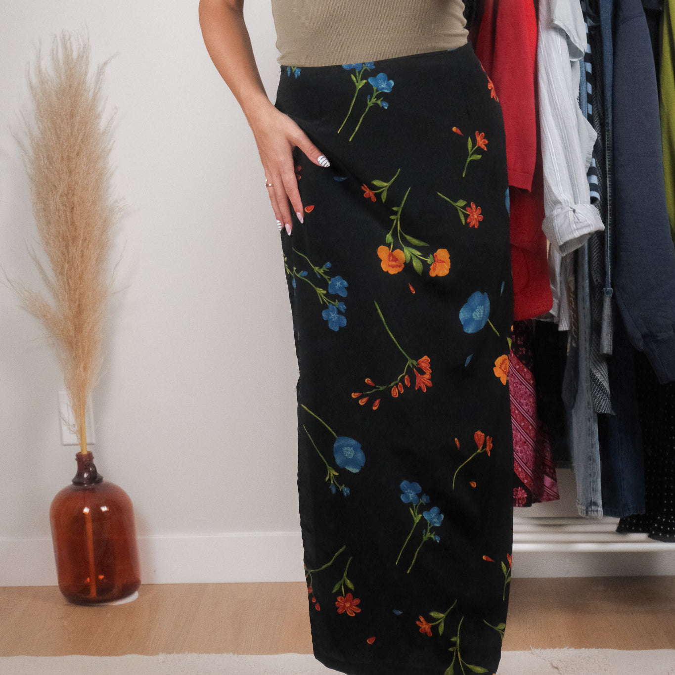 Made in Canada x Vintage x Floral Maxi Skirt (6)