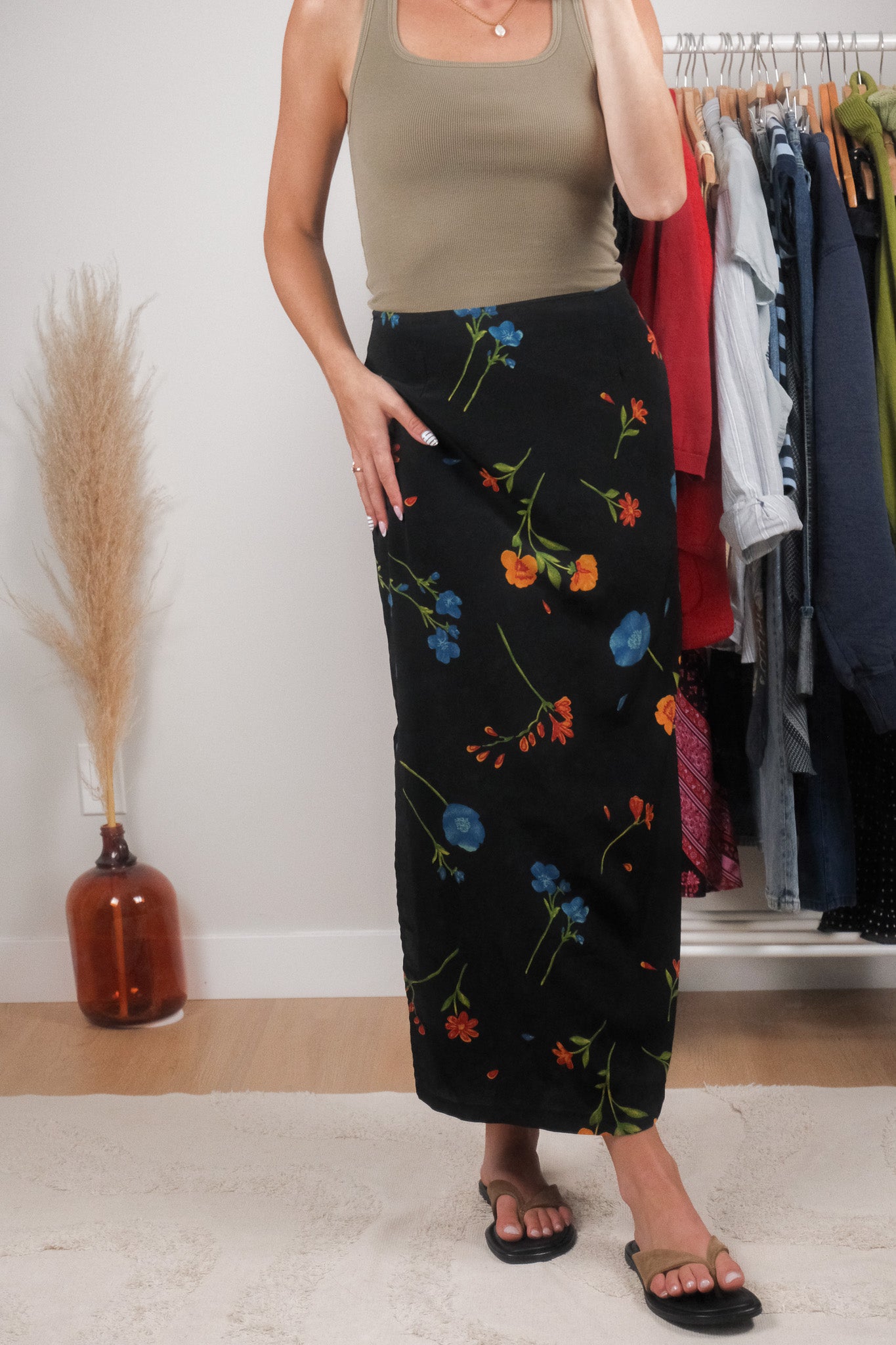 Made in Canada x Vintage x Floral Maxi Skirt (6)
