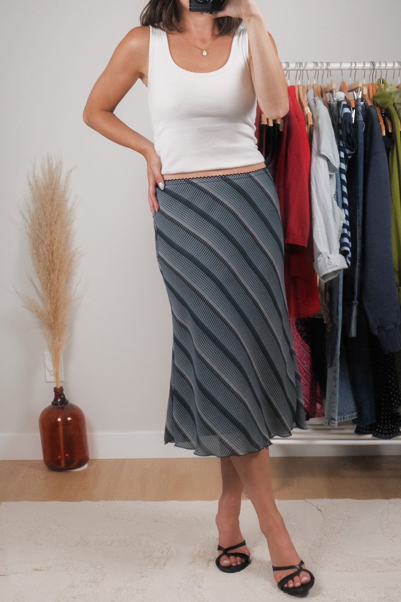 Made in Canada x Vintage x Patterned Midi Skirt (8)