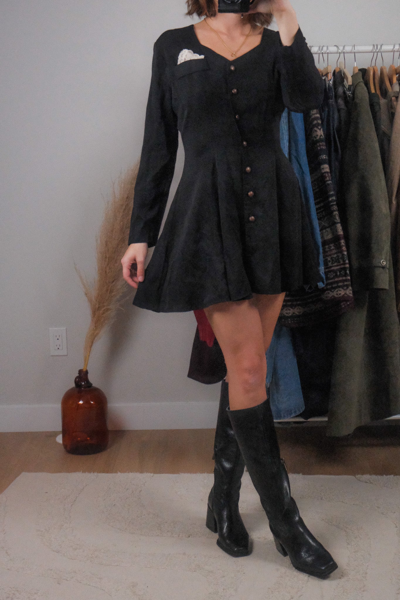 Made in Canada x Vintage x Button Up Dress (6/88)