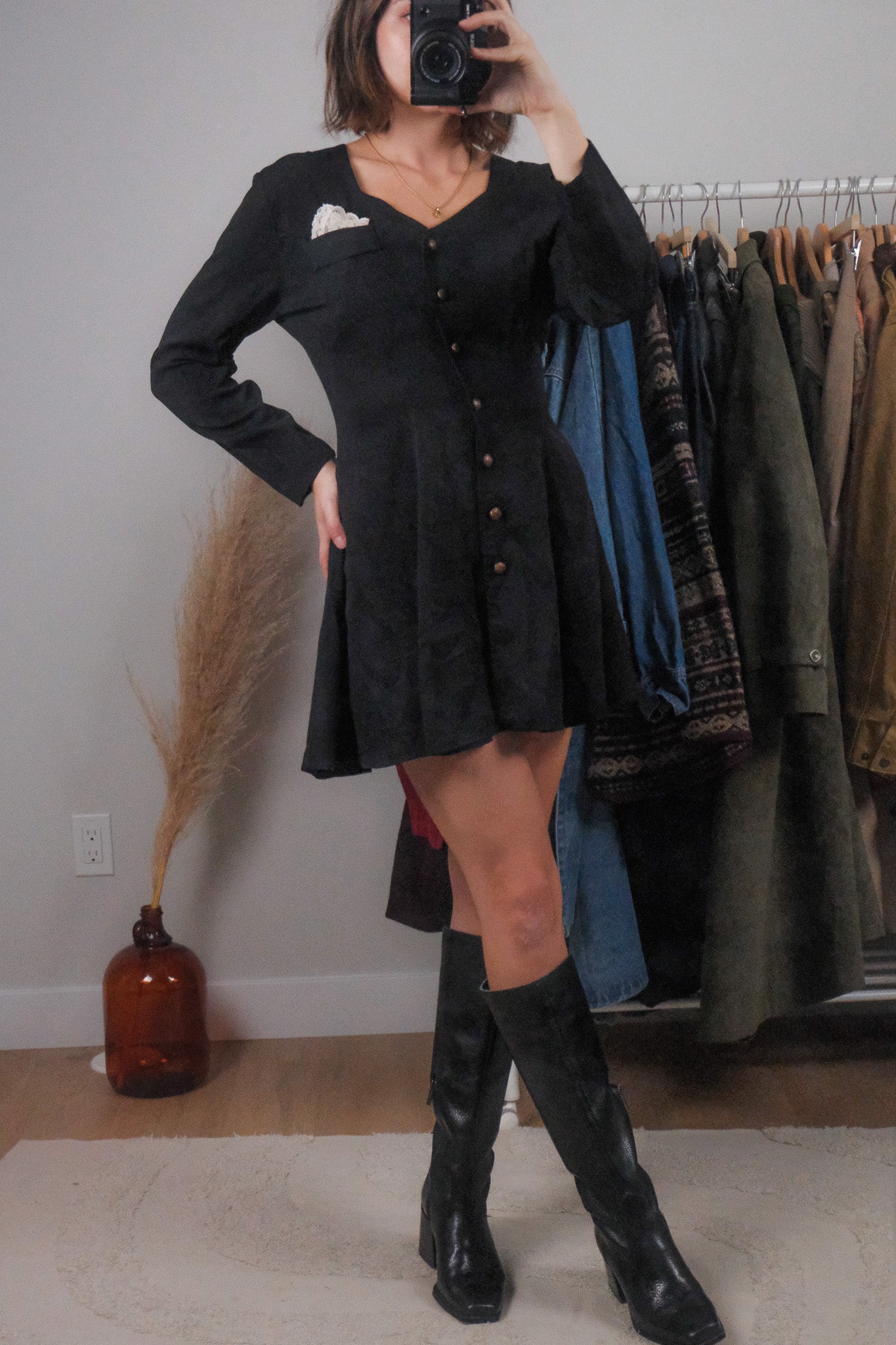 Made in Canada x Vintage x Button Up Dress (6/88)