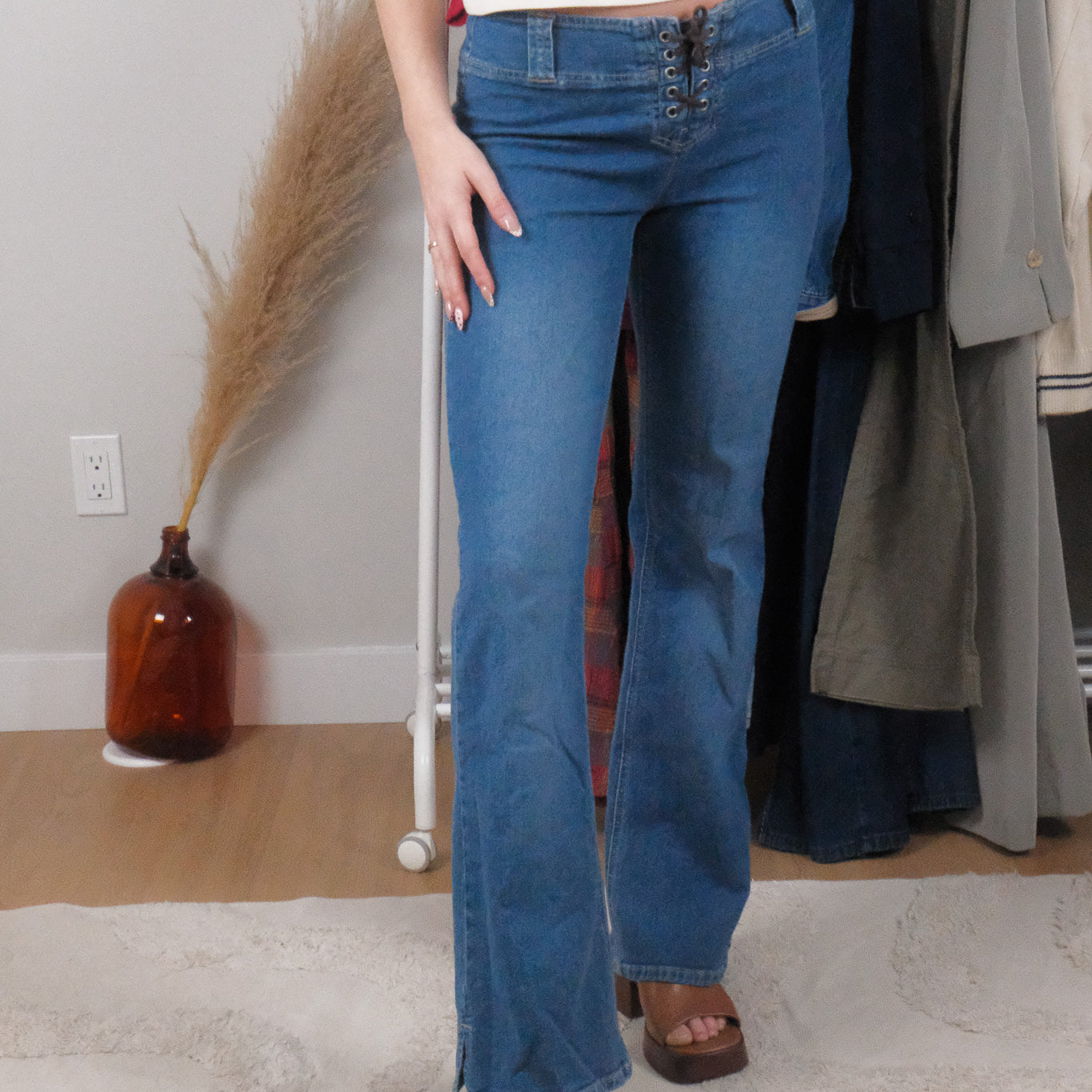 Vintage x Low-Rise Flare Jeans (6)