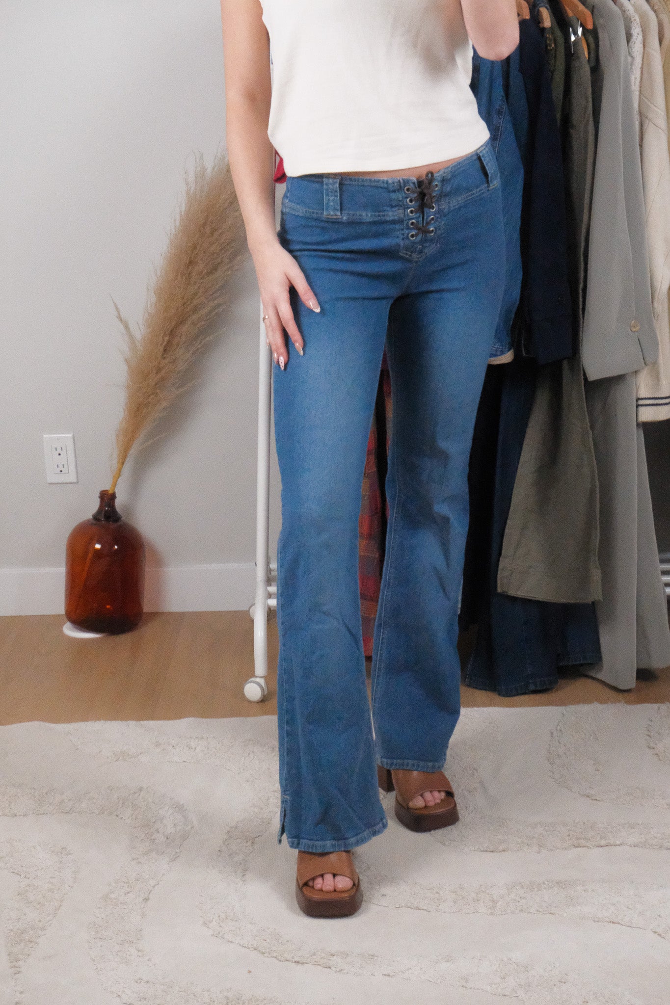 Vintage x Low-Rise Flare Jeans (6)
