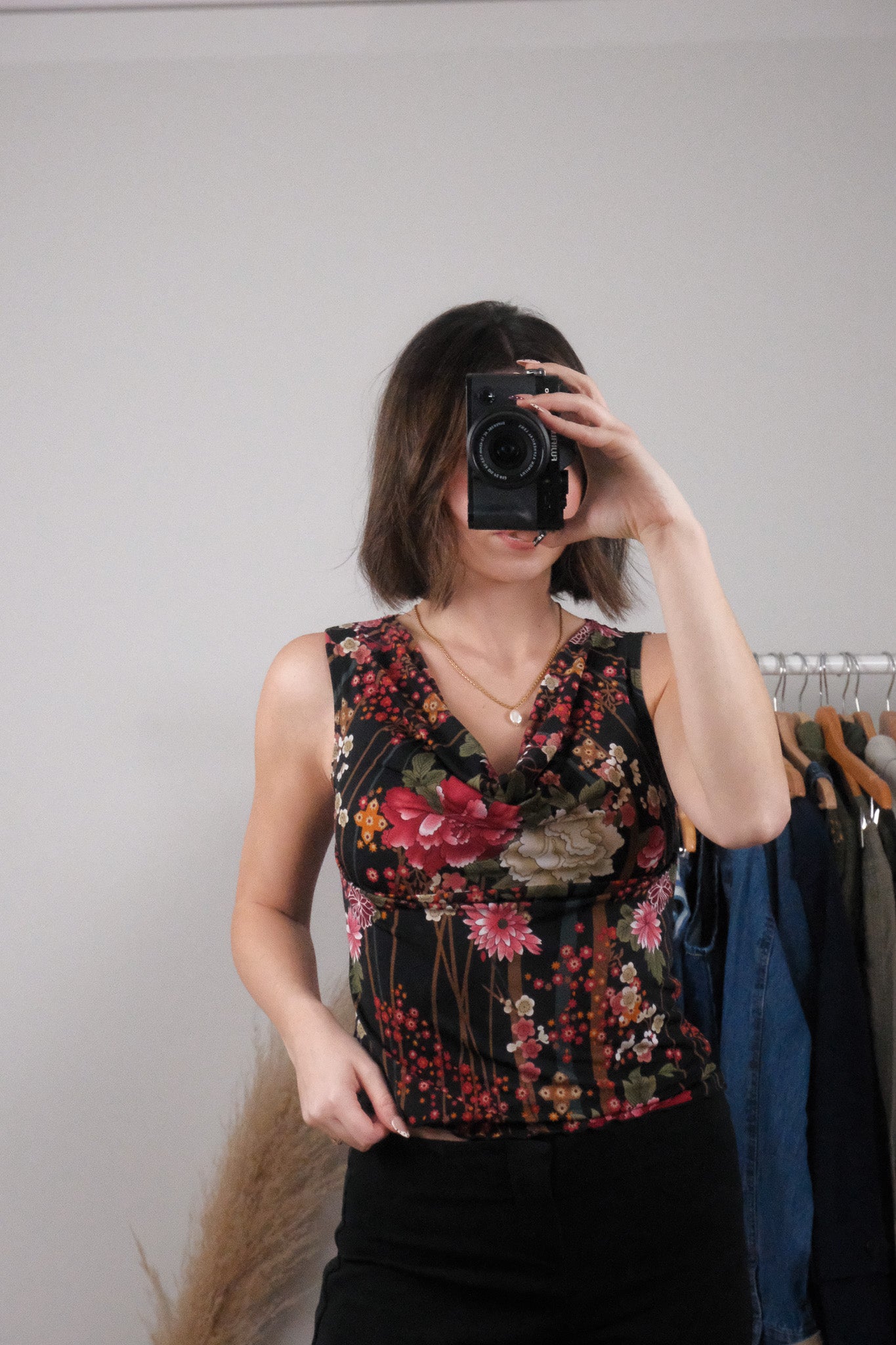 Made in USA x Vintage x Floral Cowl Neck Tank (M)