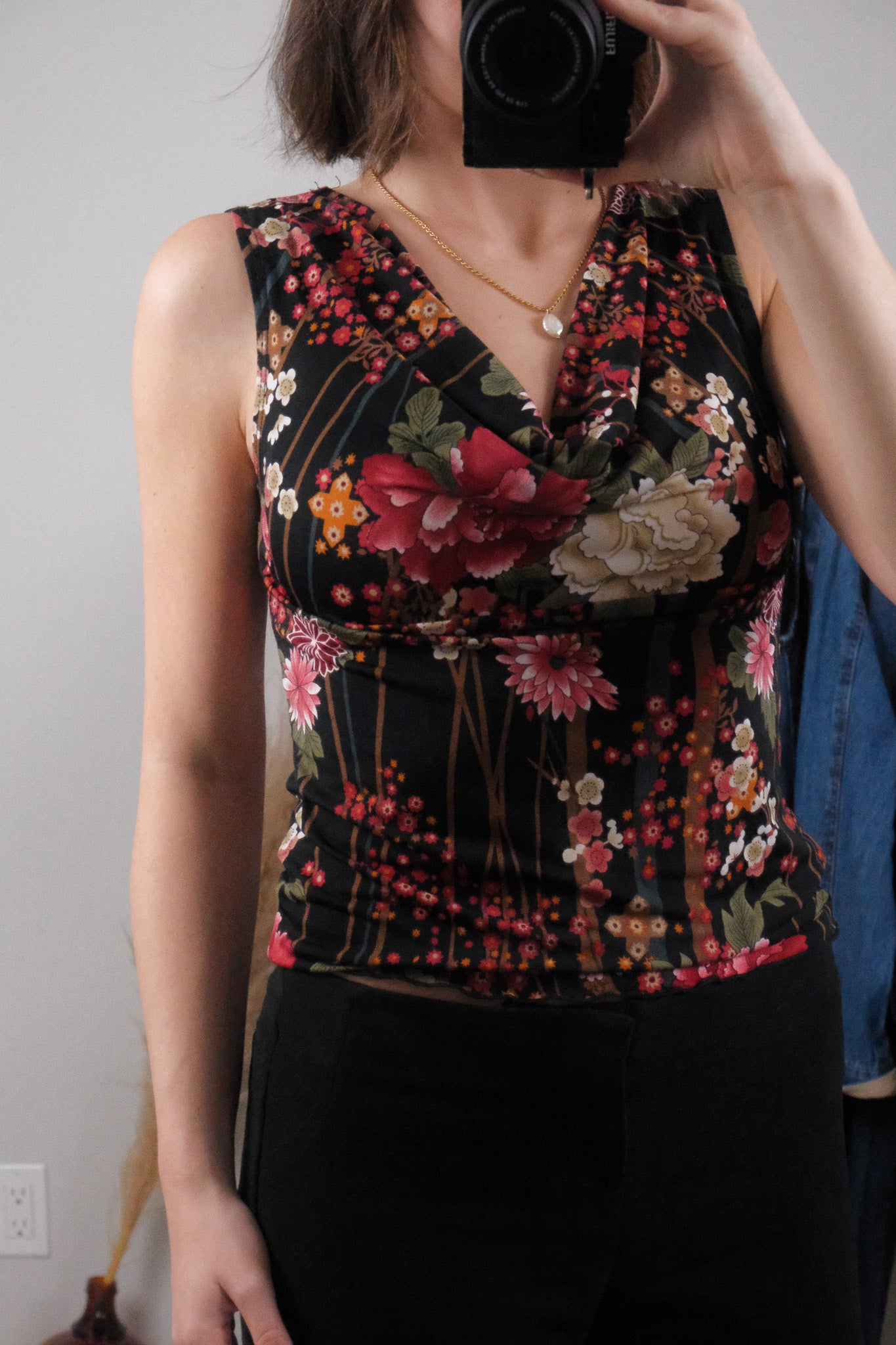 Made in USA x Vintage x Floral Cowl Neck Tank (M)