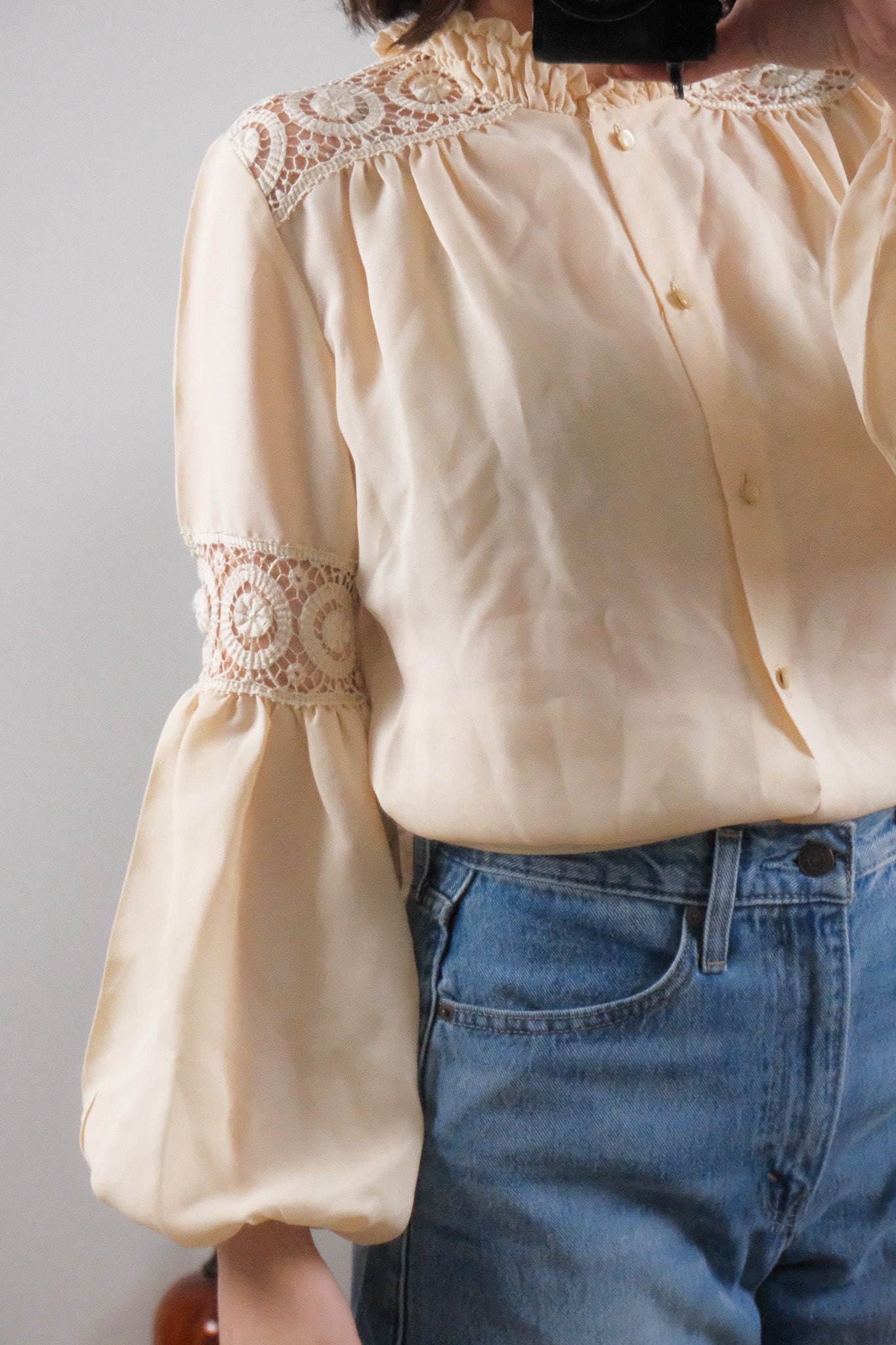 Vintage x Crochet Blouse (M)