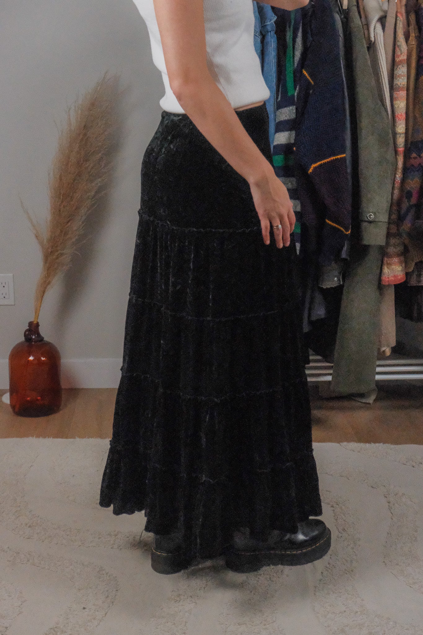 Vintage x Tiered Velvet Maxi Skirt (6/8)