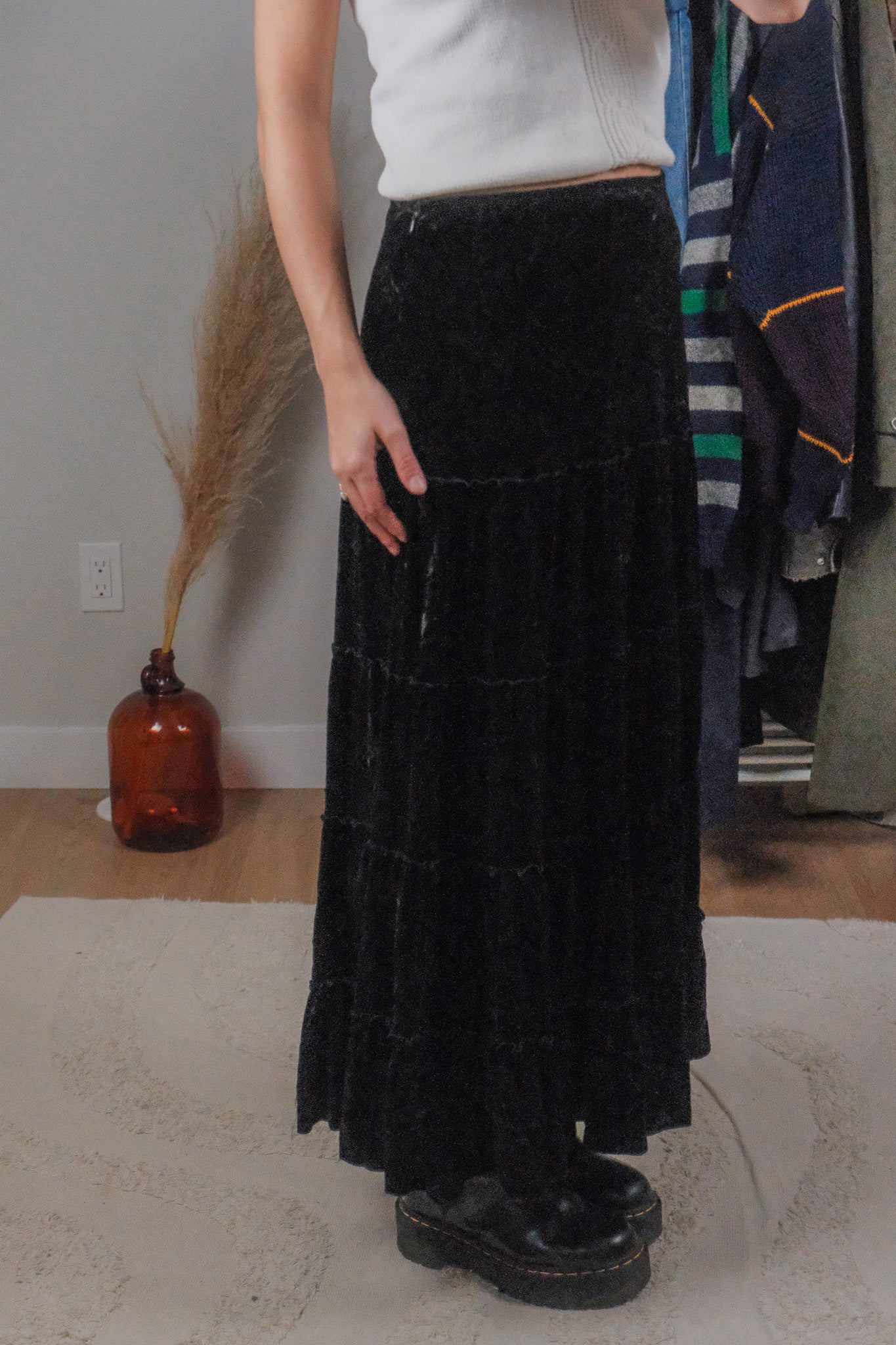 Vintage x Tiered Velvet Maxi Skirt (6/8)