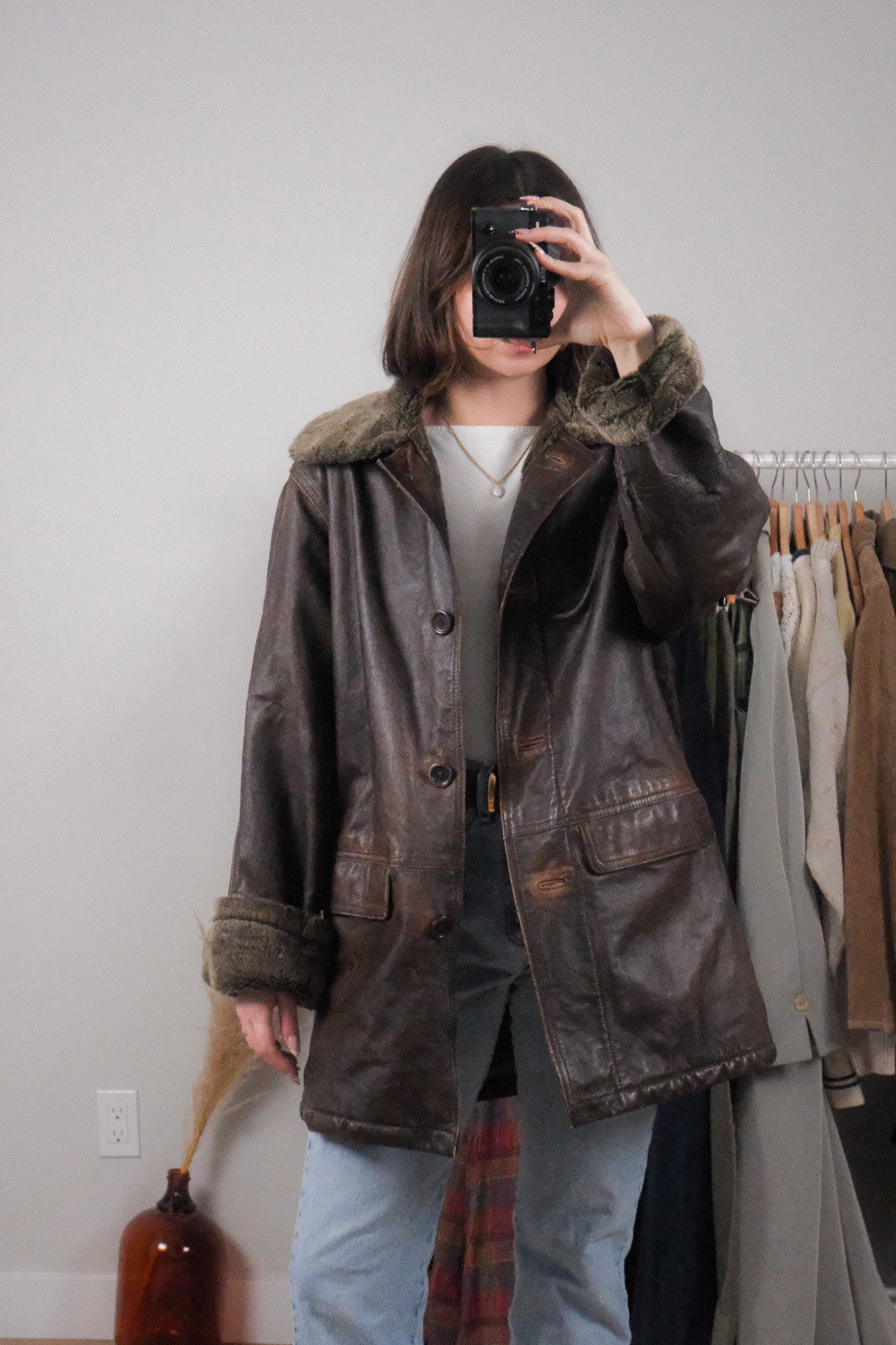 Vintage x Genuine Leather & Faux Fur Jacket (M)