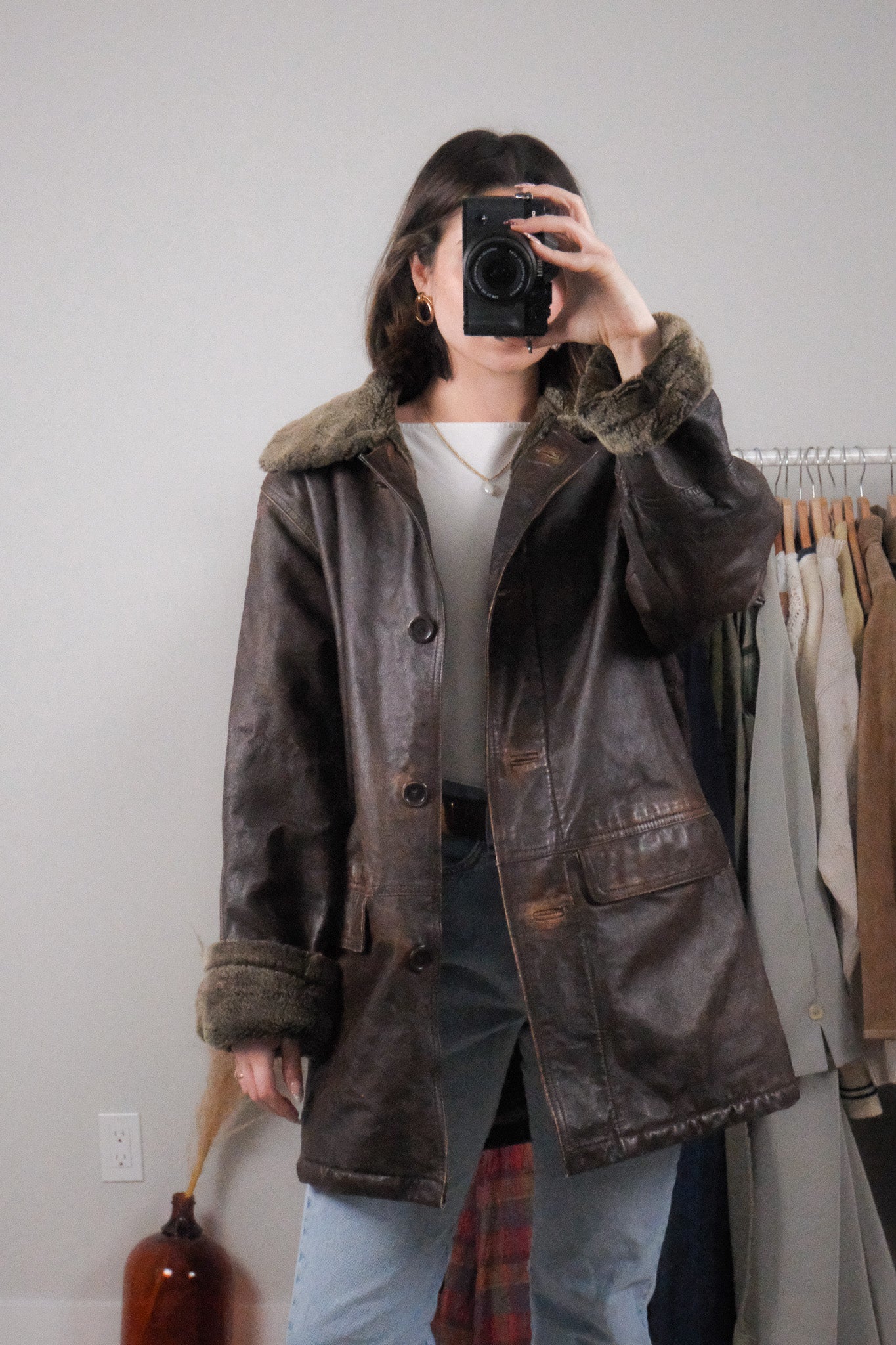 Vintage x Genuine Leather & Faux Fur Jacket (M)