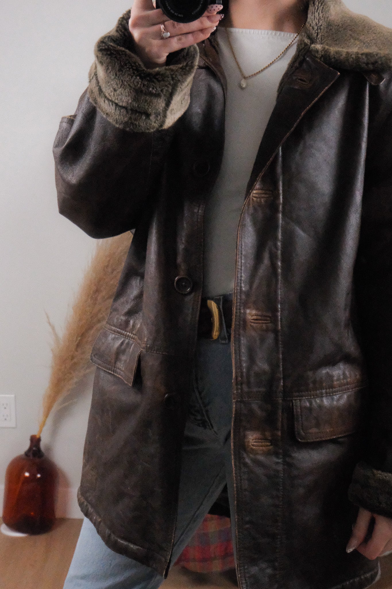 Vintage x Genuine Leather & Faux Fur Jacket (M)