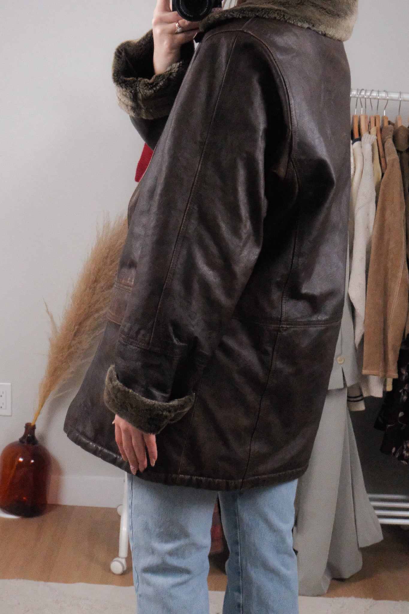 Vintage x Genuine Leather & Faux Fur Jacket (M)