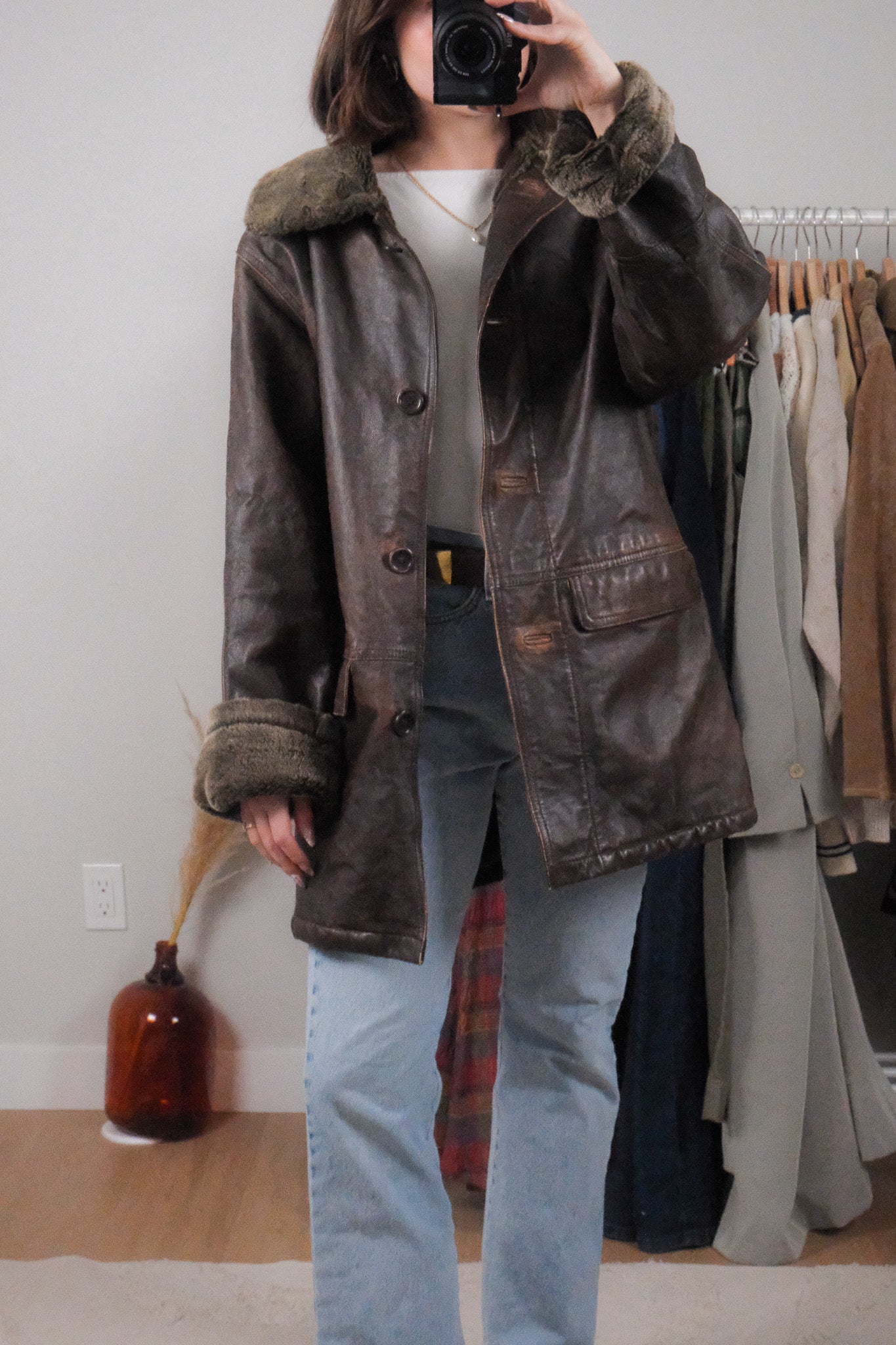 Vintage x Genuine Leather & Faux Fur Jacket (M)