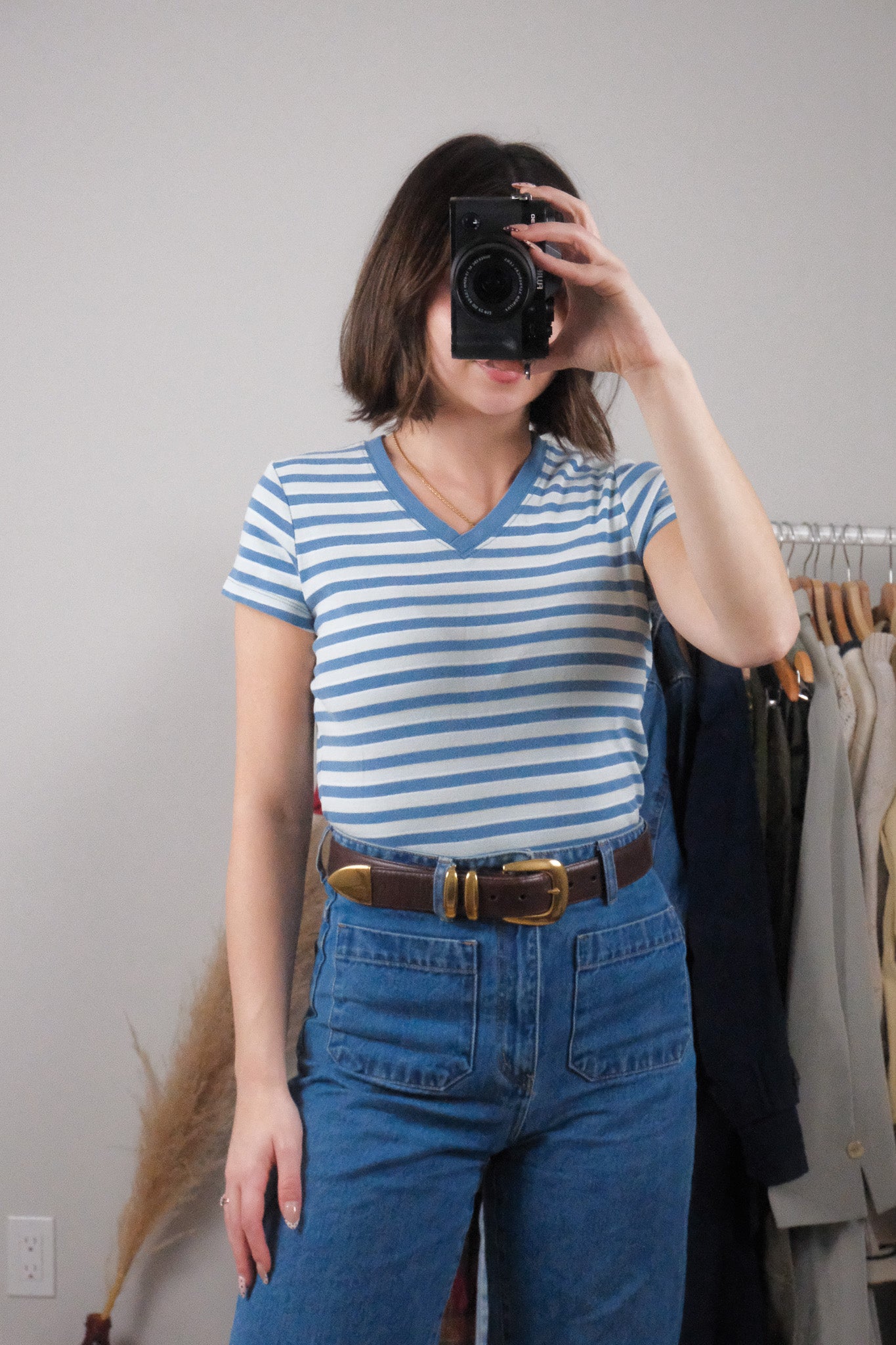 Vintage x Cotton Striped V-Neck T-Shirt (S/M)