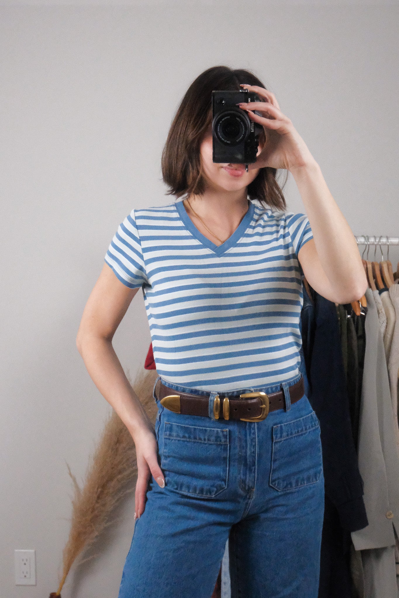 Vintage x Cotton Striped V-Neck T-Shirt (S/M)
