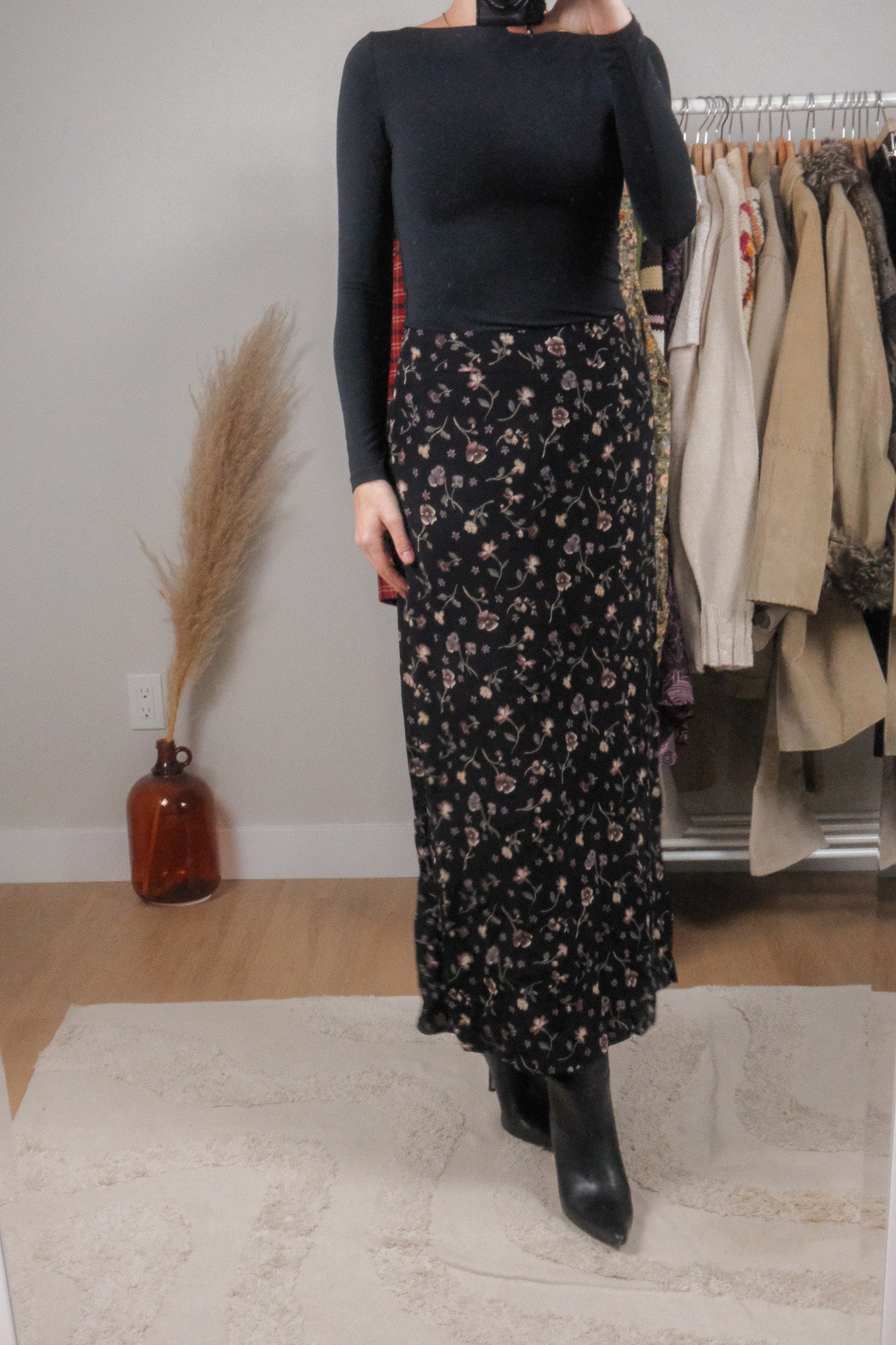 Made in Canada x Vintage x Floral Midi Skirt (6)