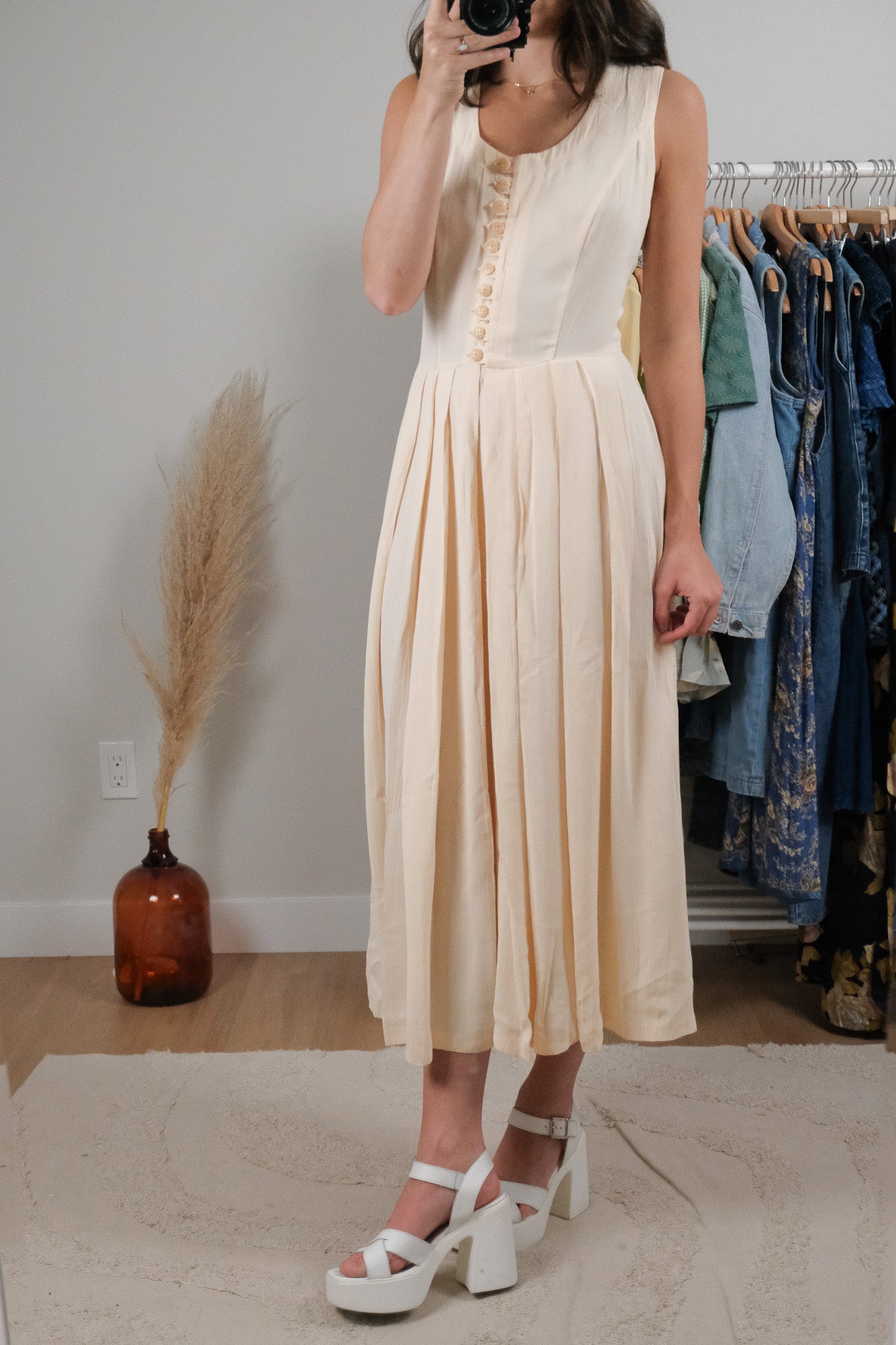 Made in Canada x Vintage x Butter Yelllow Pleated Dress (8)
