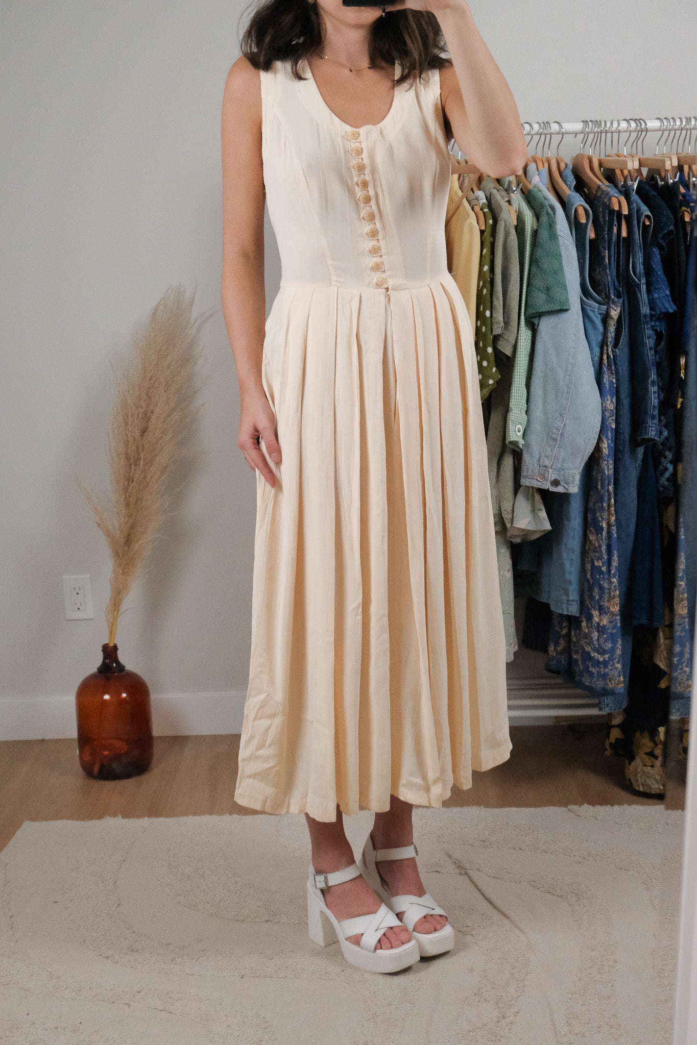 Made in Canada x Vintage x Butter Yelllow Pleated Dress (8)