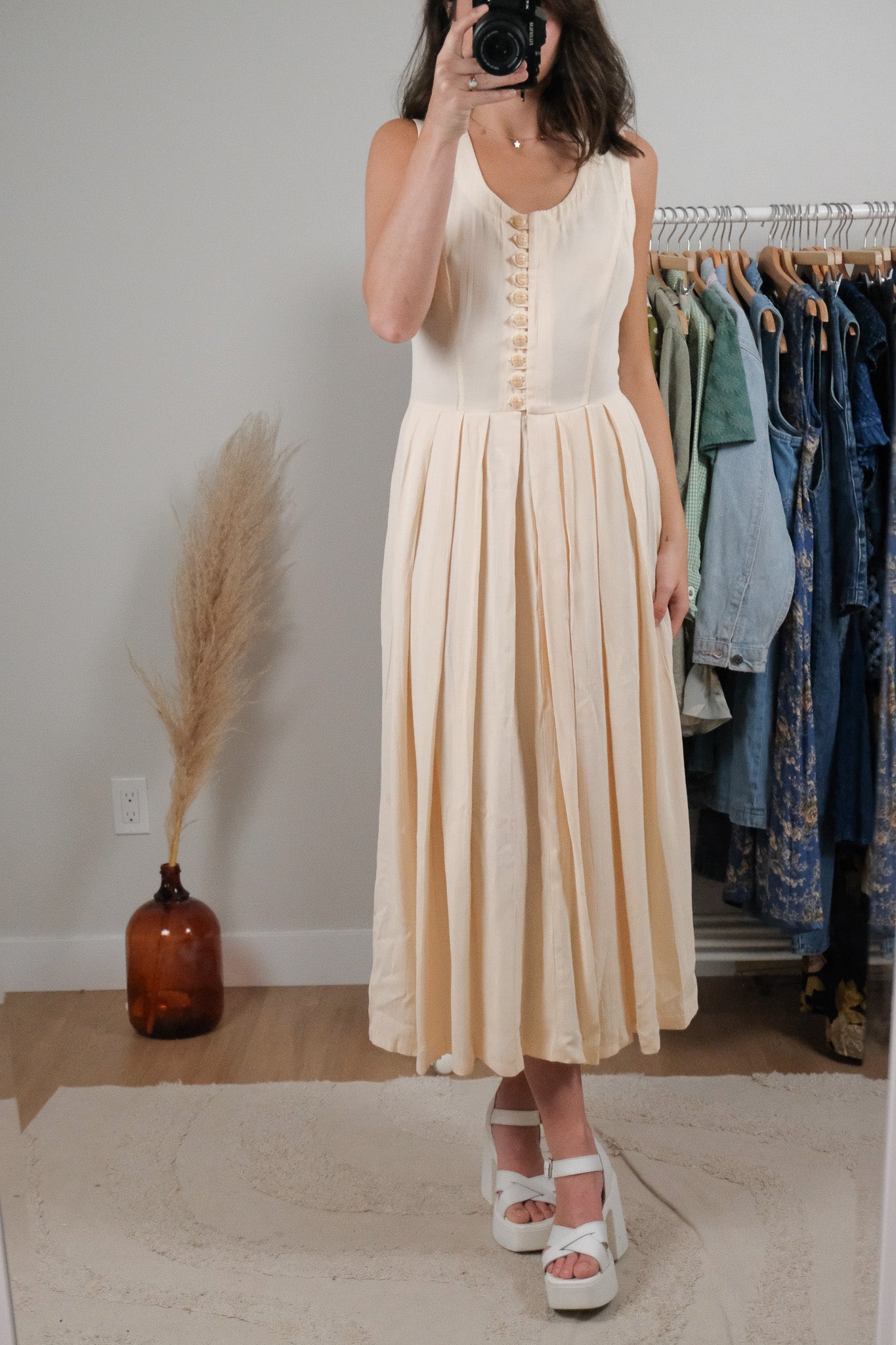 Made in Canada x Vintage x Butter Yelllow Pleated Dress (8)