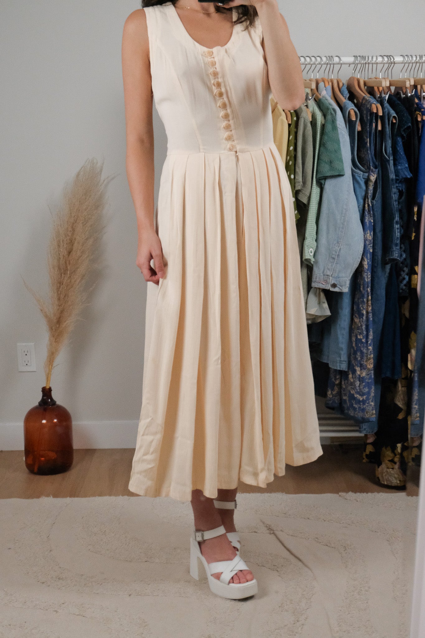 Made in Canada x Vintage x Butter Yelllow Pleated Dress (8)