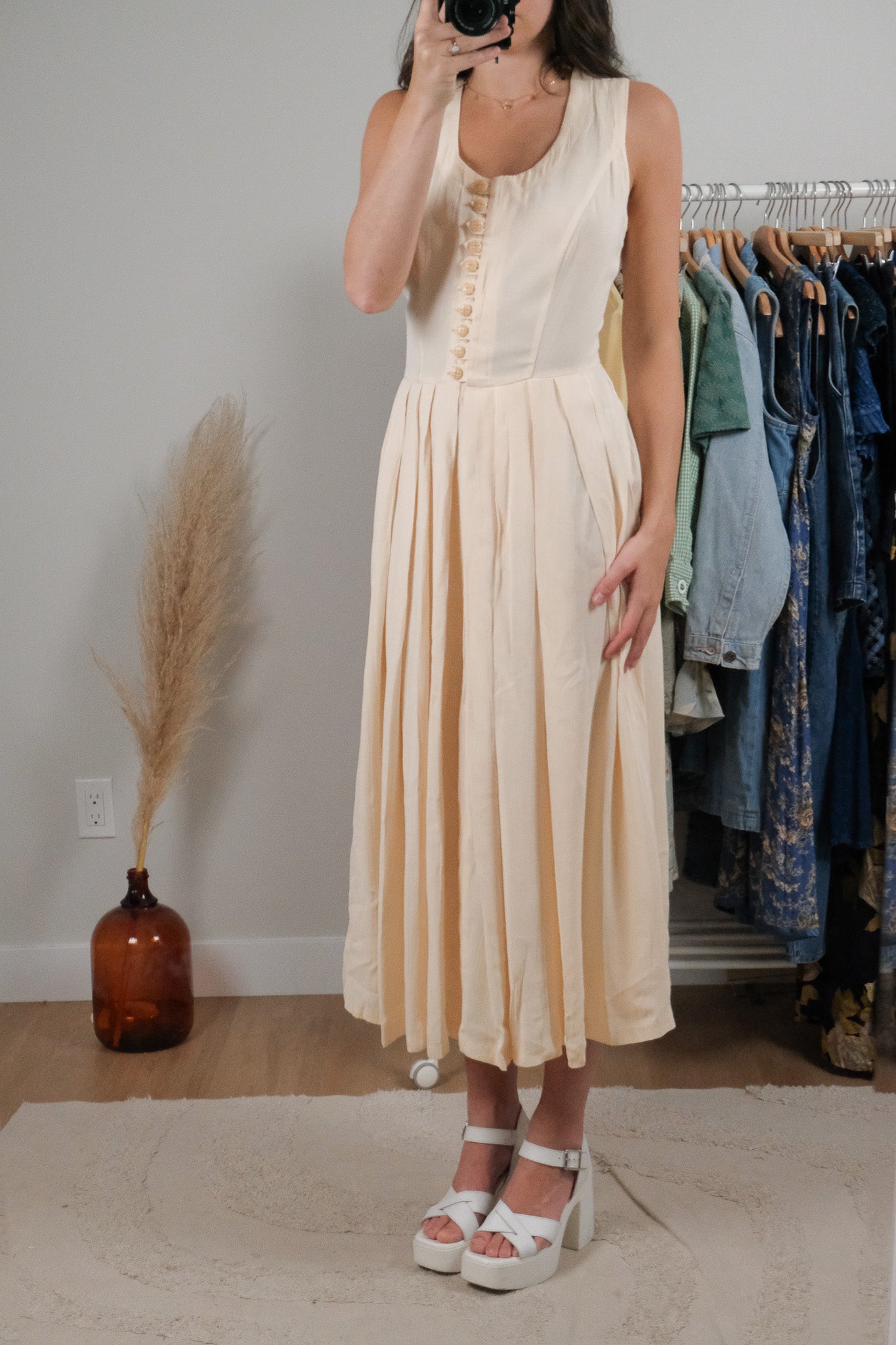 Made in Canada x Vintage x Butter Yelllow Pleated Dress (8)