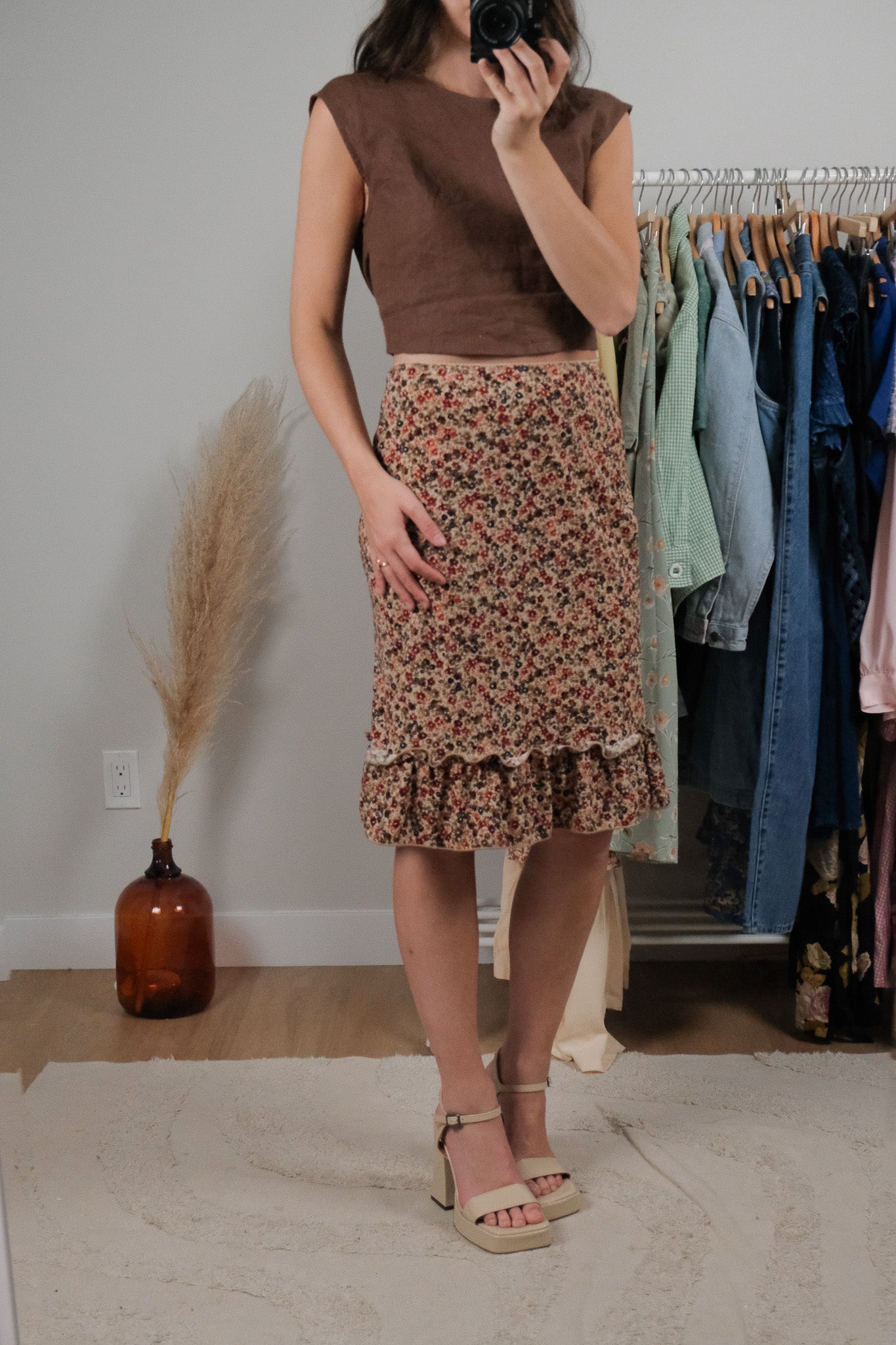 Made in USA x Vintage x Floral Midi Skrit (6)