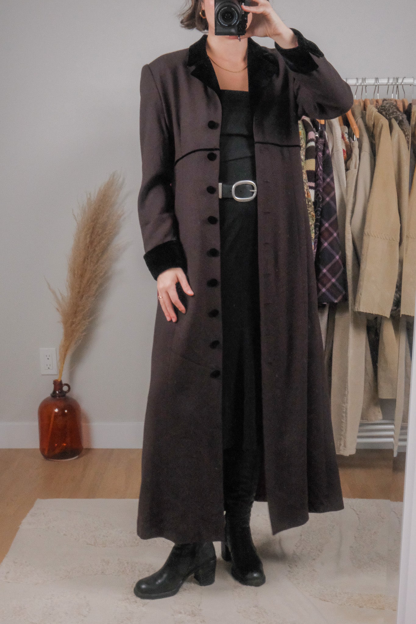 Made in USA x Vintage x Wool & Velvet Trim Long Jacket (4-8)