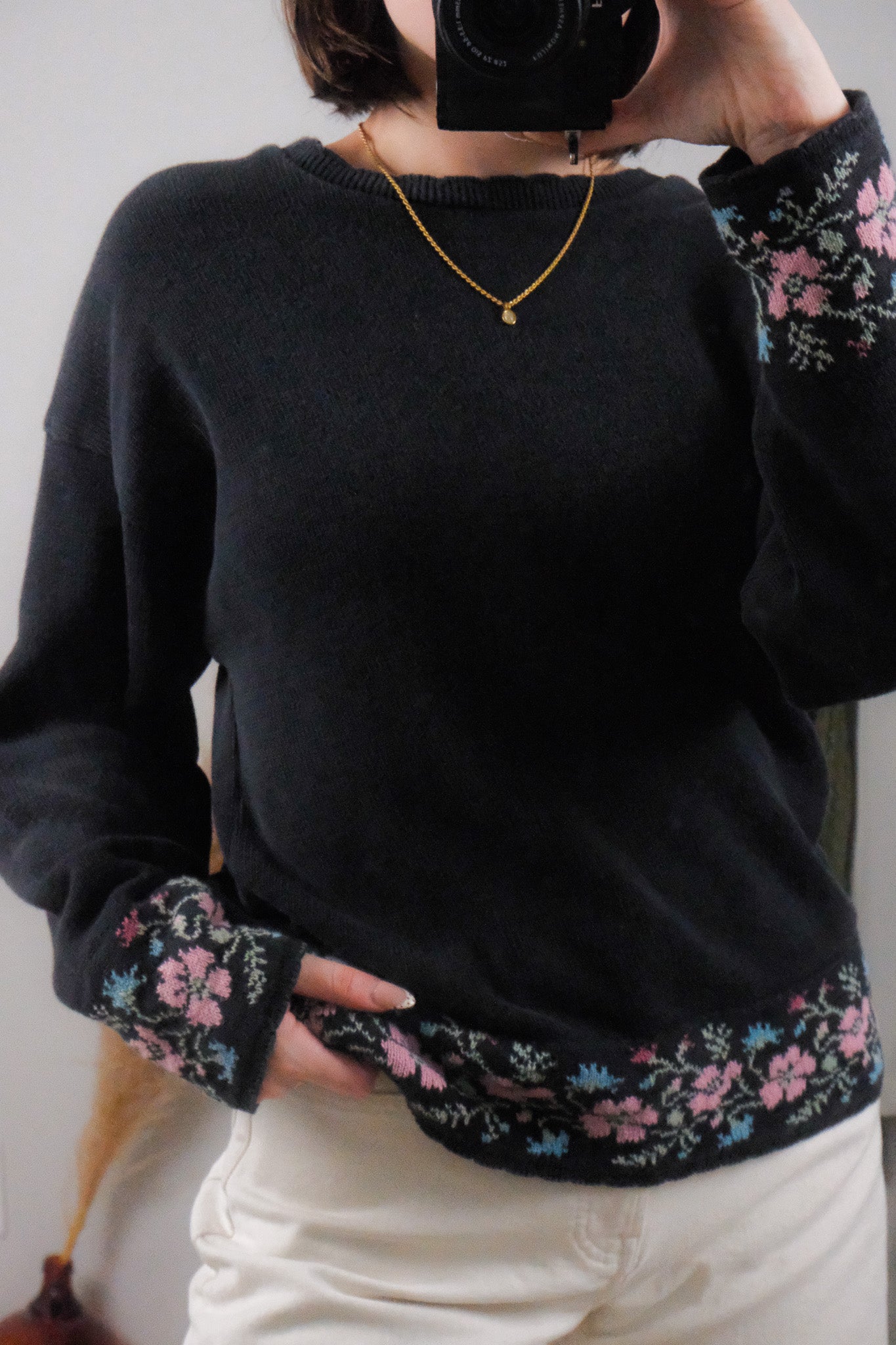 Made in Canada x Vintage x Cotton Floral Knit (S/M)
