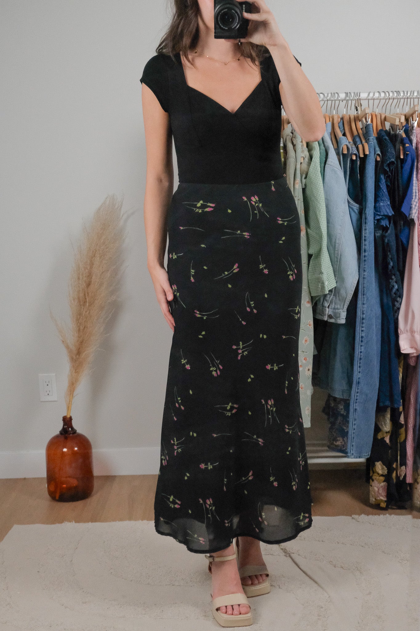 Made in Canada x Vintage x Floral Maxi Skirt (10)