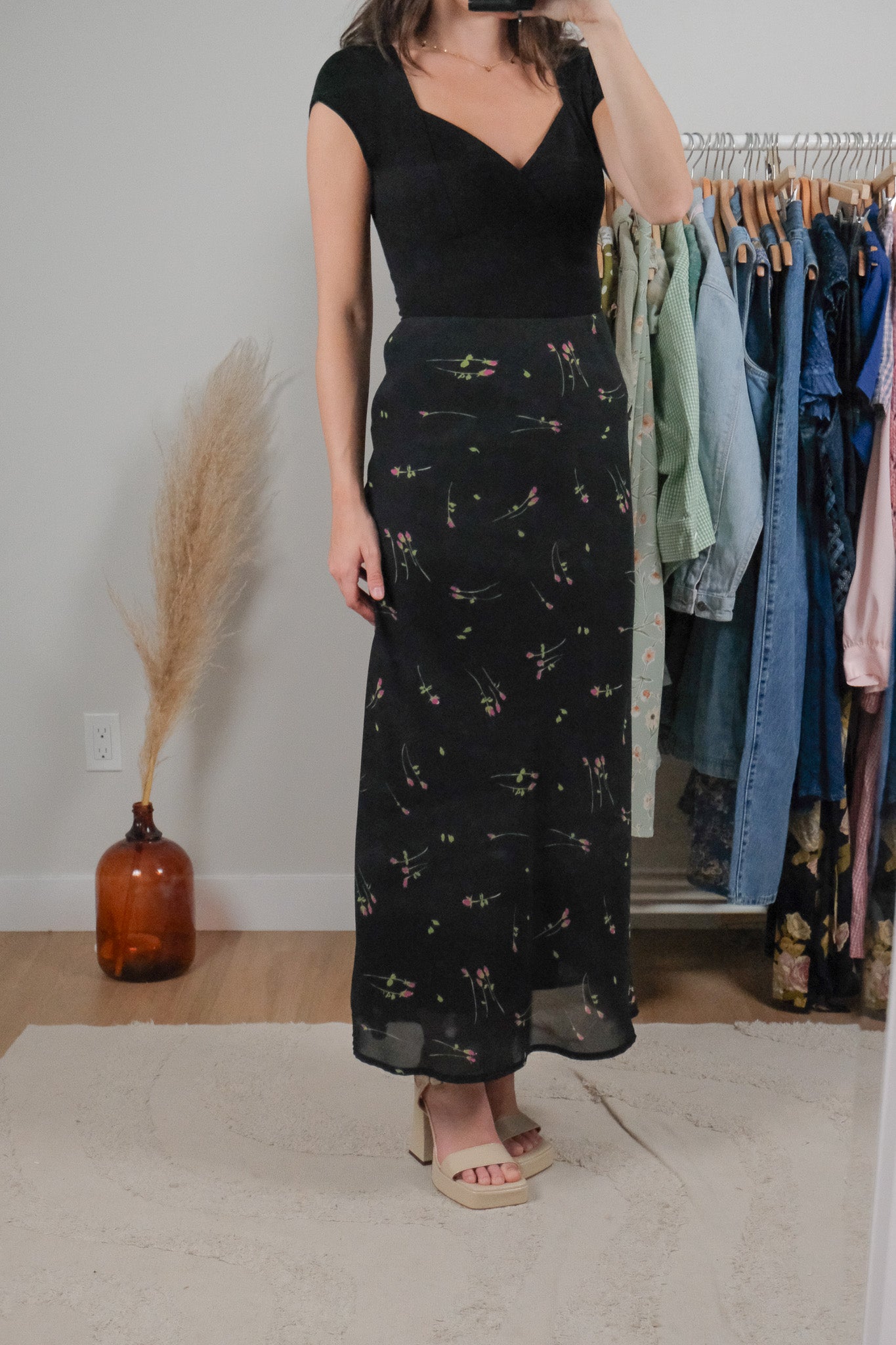 Made in Canada x Vintage x Floral Maxi Skirt (10)