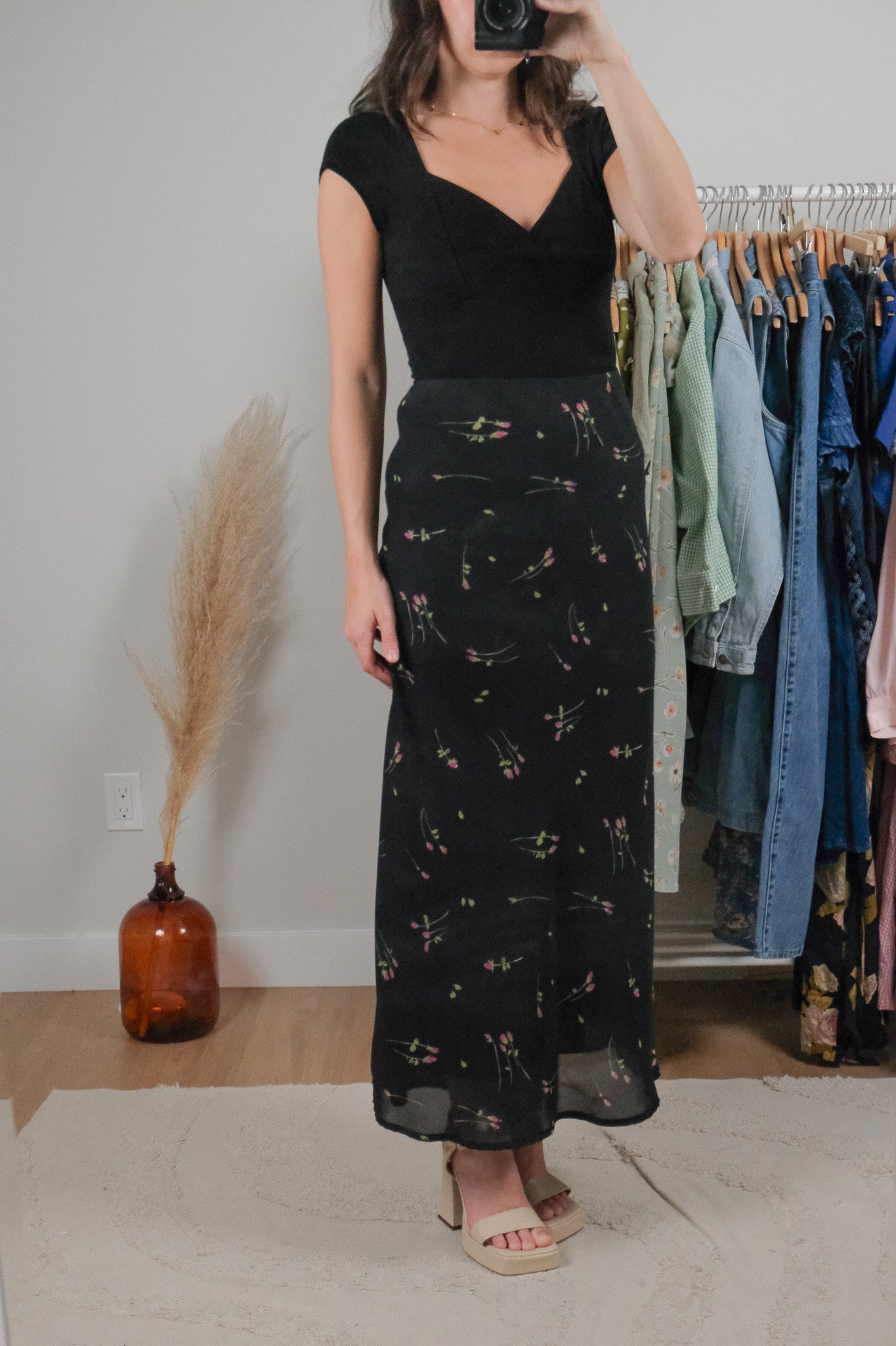 Made in Canada x Vintage x Floral Maxi Skirt (10)