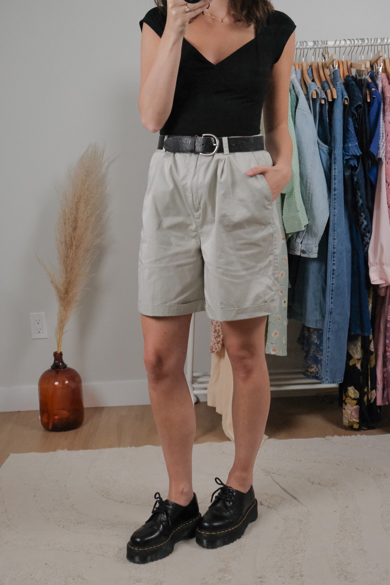 Vintage x Cotton Cuff Pleated Shorts (8)