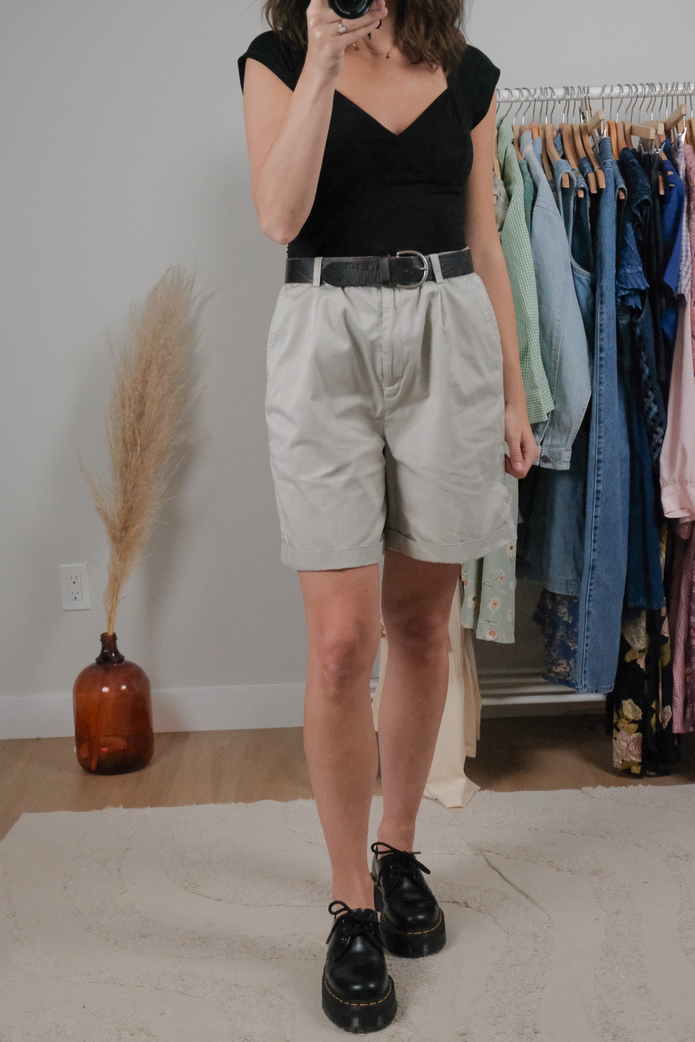 Vintage x Cotton Cuff Pleated Shorts (8)