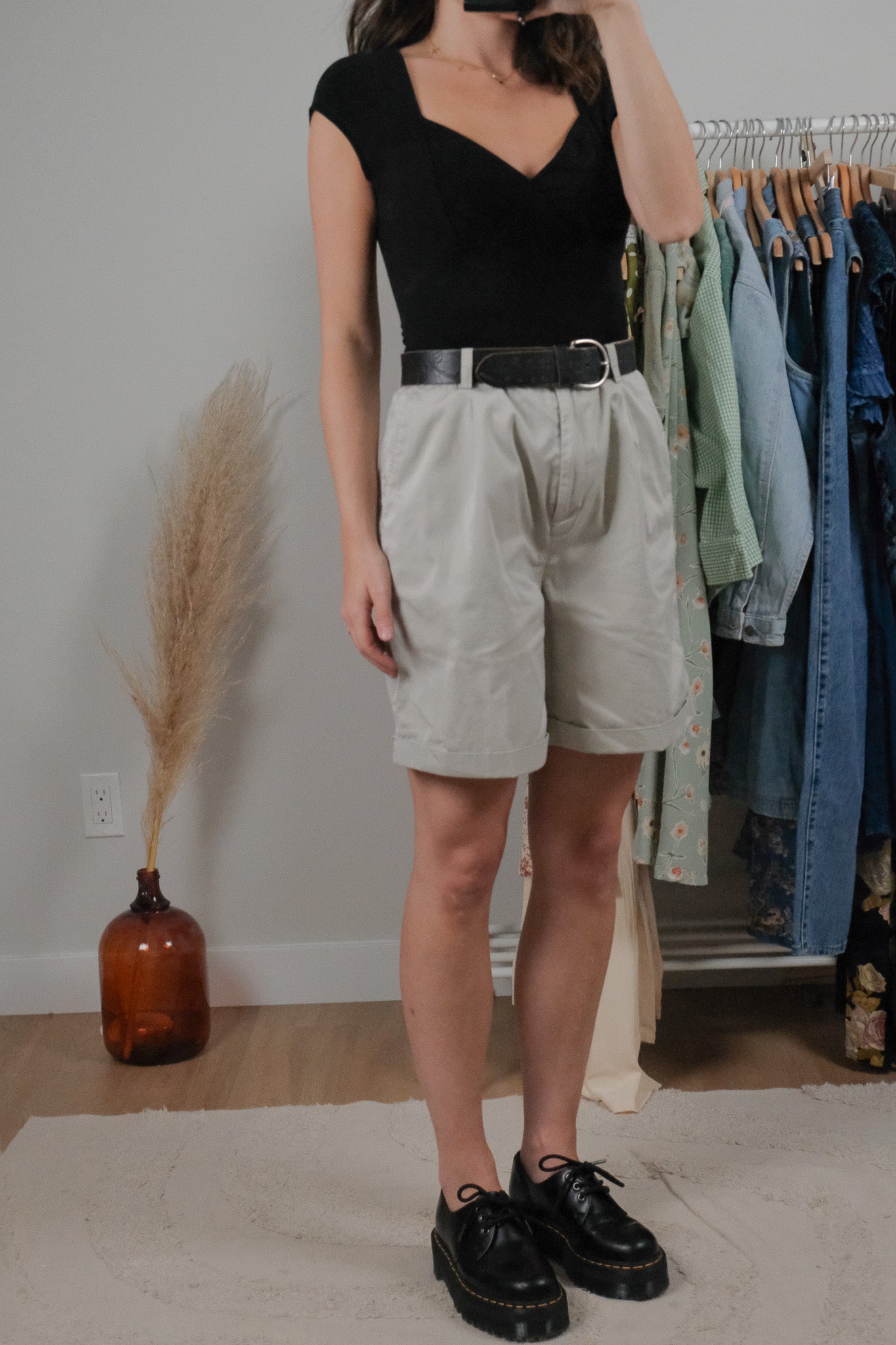 Vintage x Cotton Cuff Pleated Shorts (8)