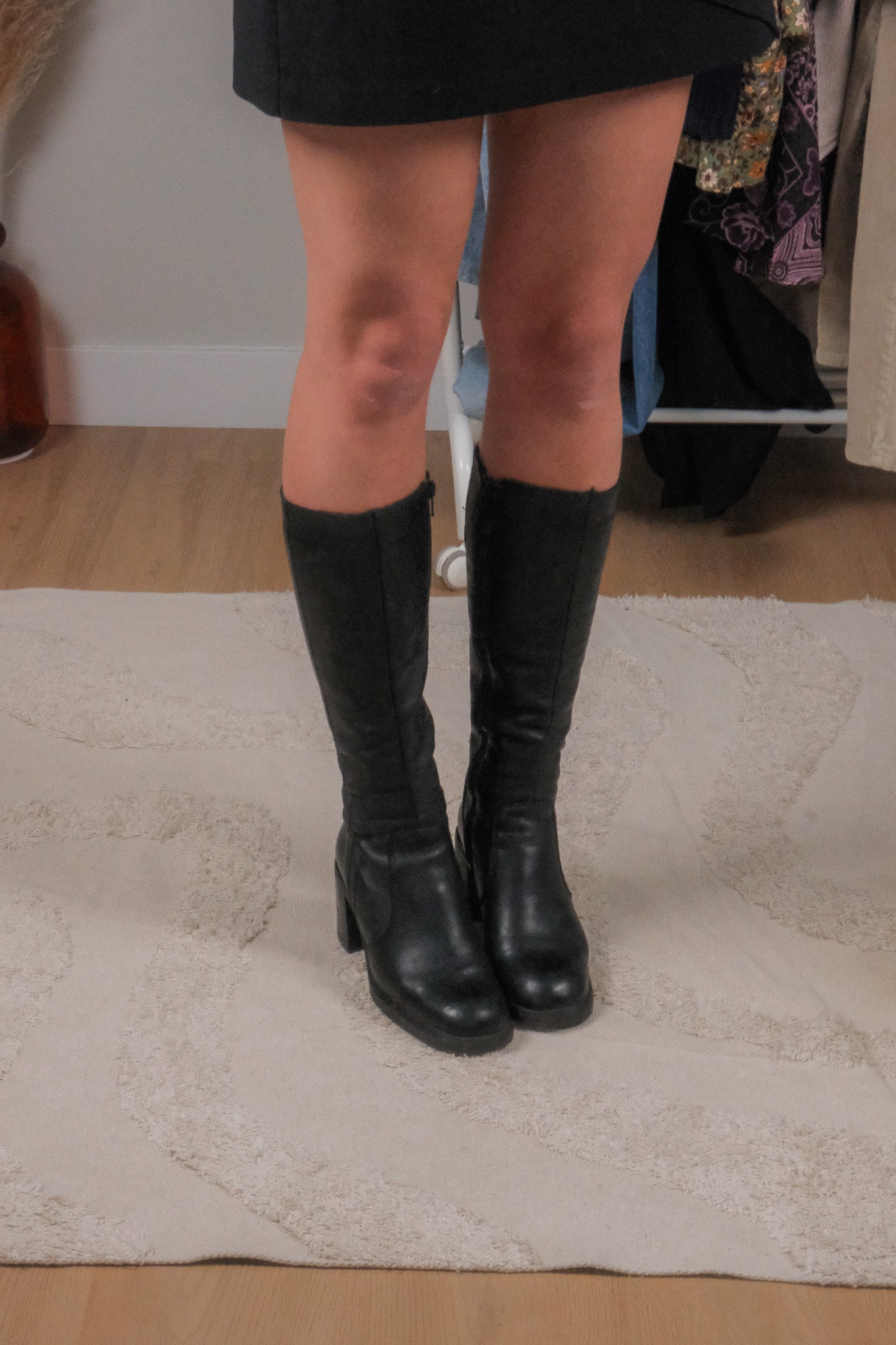 Vintage x Leather Boots (6/6.5)