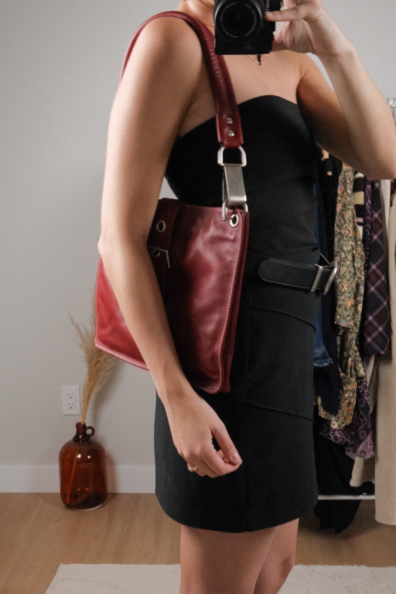 Made in Spain x Vintage x Leather Buckle Purse