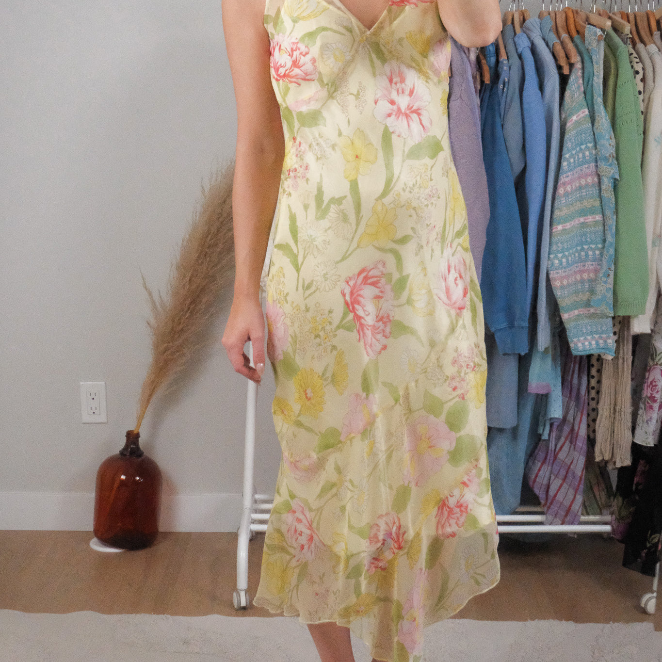 Vintage x Floral Maxi Dress (4/6)