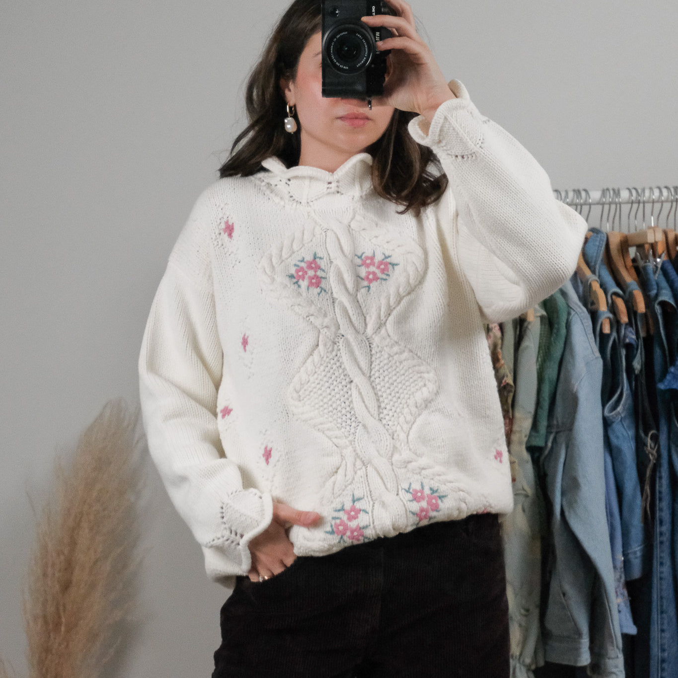 Vintage x Hand Knit Floral Chunky Knit Sweater (S/M)