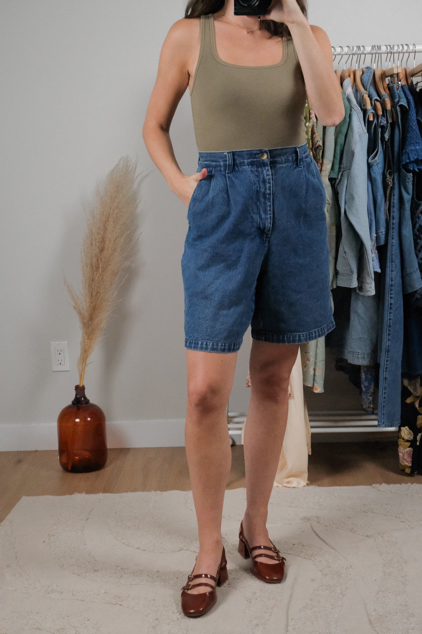 Vintage x Pleated Shorts (32)