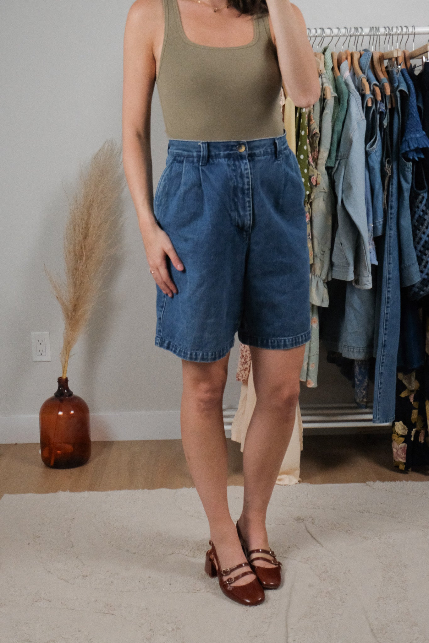 Vintage x Pleated Shorts (32)