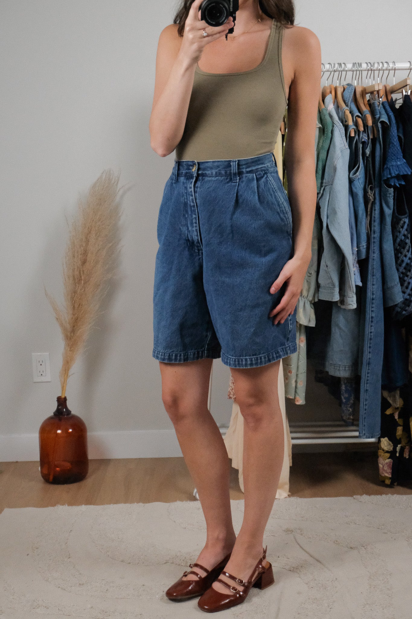 Vintage x Pleated Shorts (32)