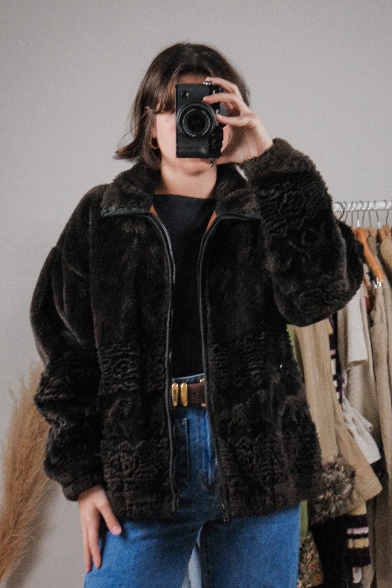 Made in USA x Vintage x Faux Fur Horse Sweater (S/M)