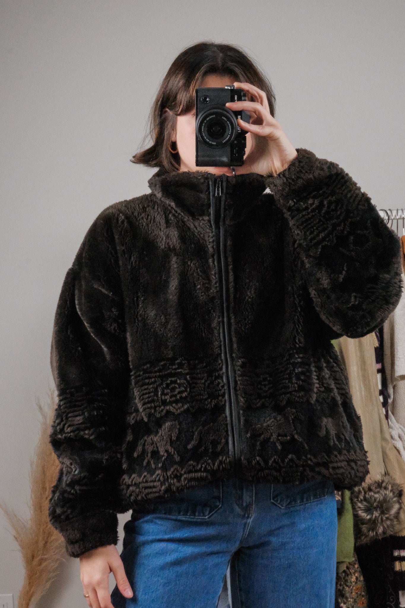 Made in USA x Vintage x Faux Fur Horse Sweater (S/M)