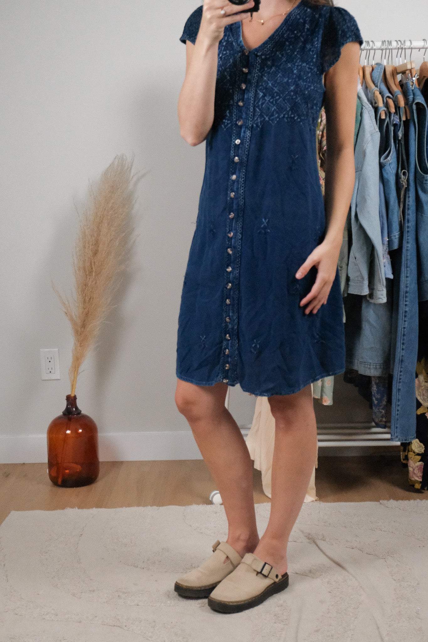 Vintage x Embroidered Midi Dress (M)