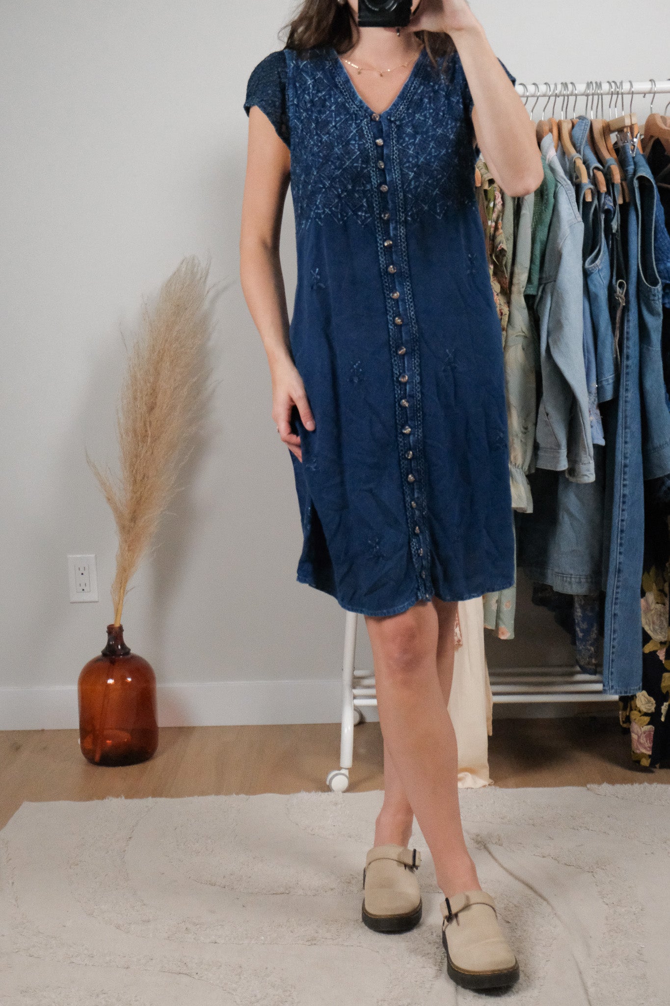 Vintage x Embroidered Midi Dress (M)