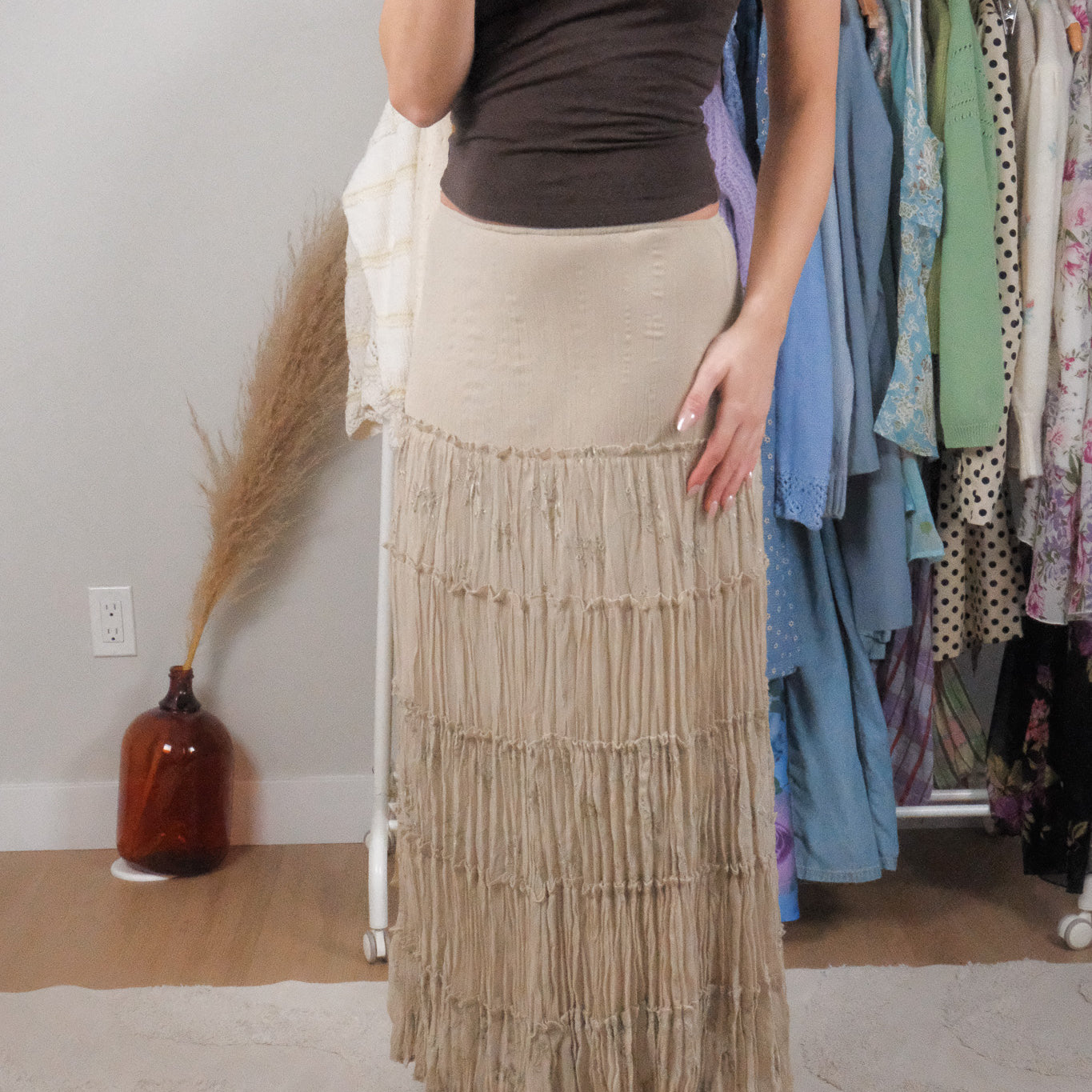 Vintage x Embroidered Tiered Crinkle Effect Maxi Skirt (4/6)